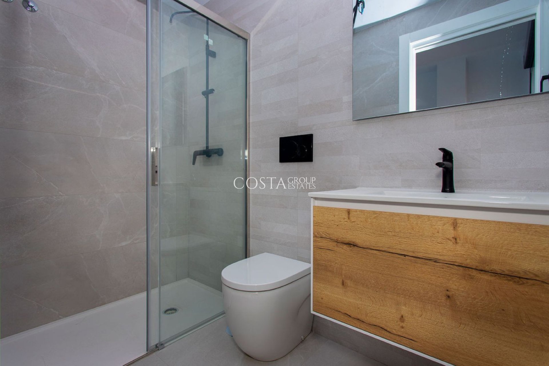 Herverkoop - Apartments -
Torrevieja - Torrevieja Centro