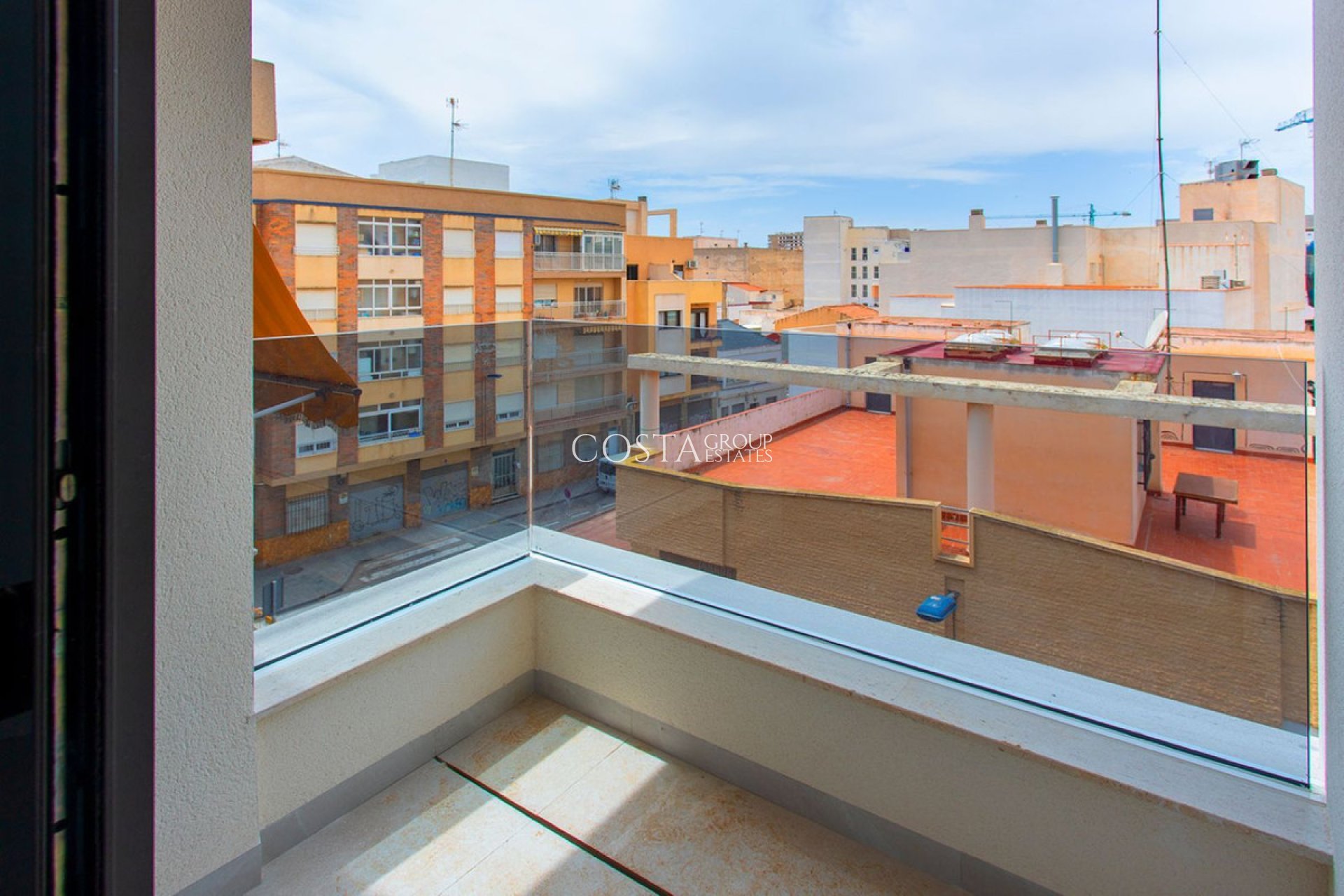Herverkoop - Apartments -
Torrevieja - Torrevieja Centro