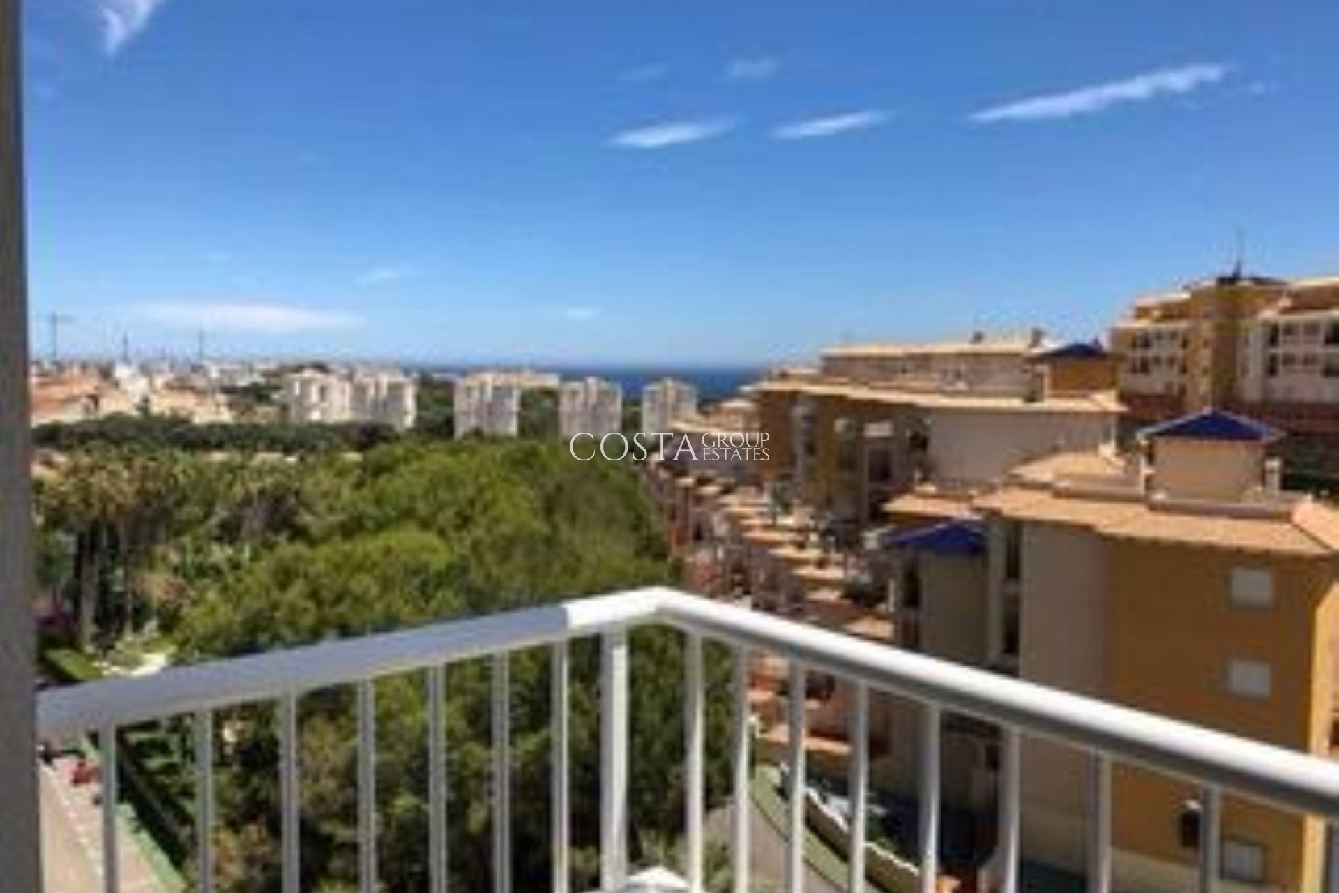 Herverkoop - Apartments -
Torrevieja - Torrevieja Centro