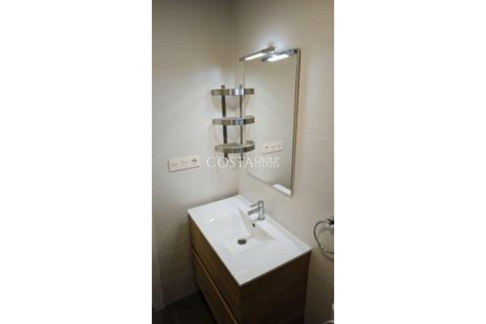 Herverkoop - Apartments -
Torrevieja - Torrevieja Centro