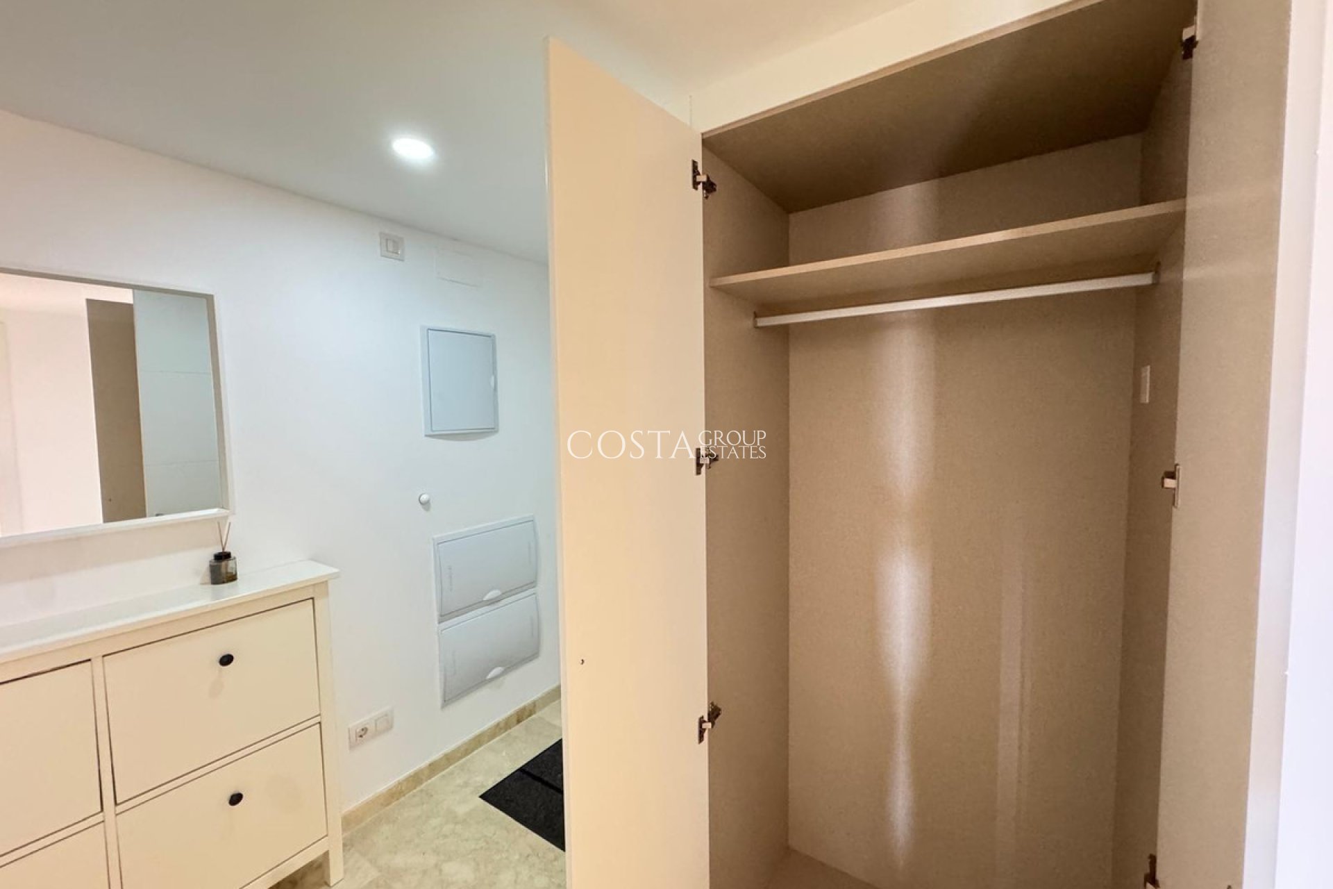 Herverkoop - Apartments -
Torrevieja - Torrevieja Centro