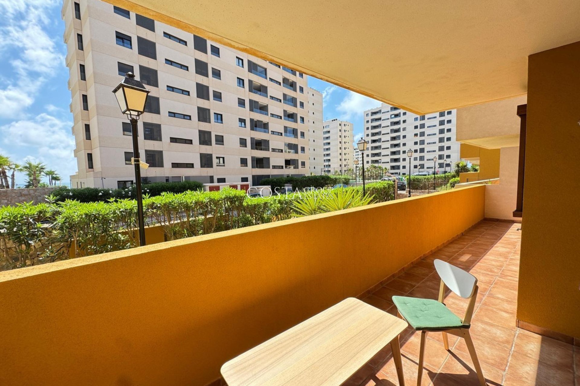 Herverkoop - Apartments -
Torrevieja - Torrevieja Centro