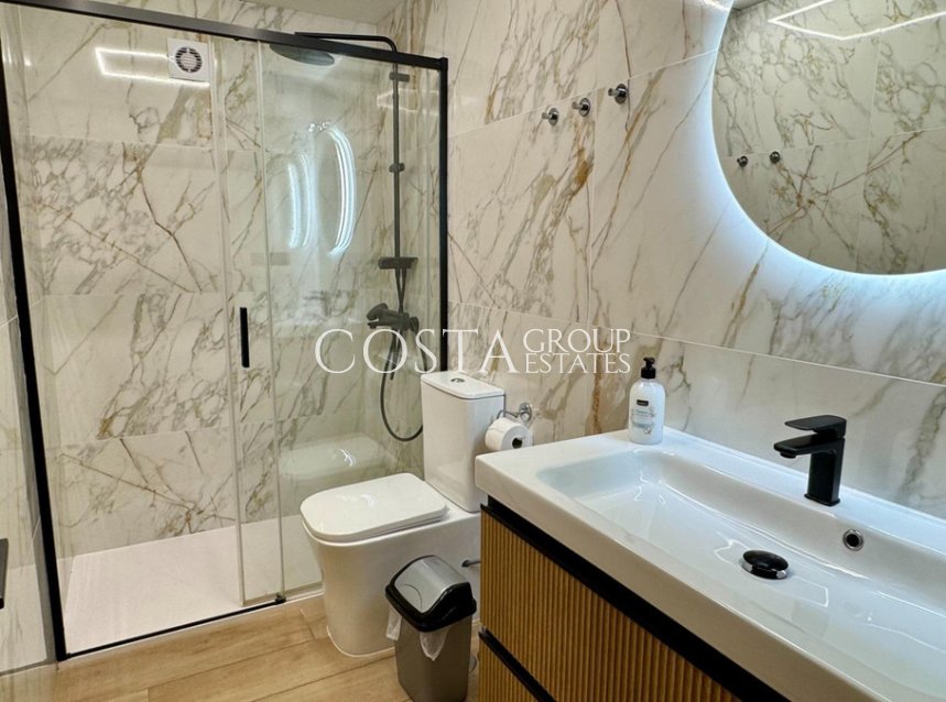 Herverkoop - Apartments -
Torrevieja - Torrevieja Centro