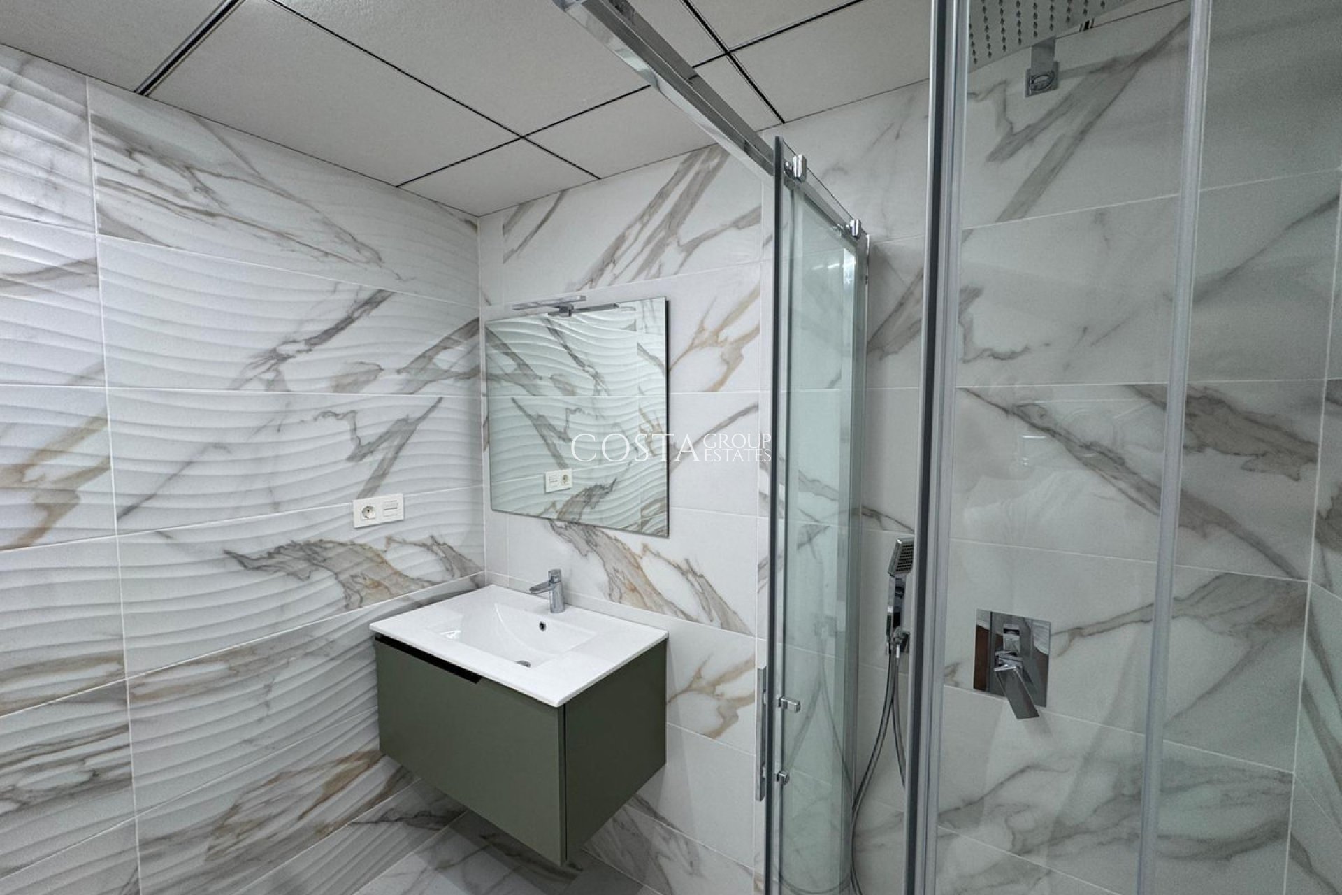 Herverkoop - Apartments -
Torrevieja - Torrevieja Centro