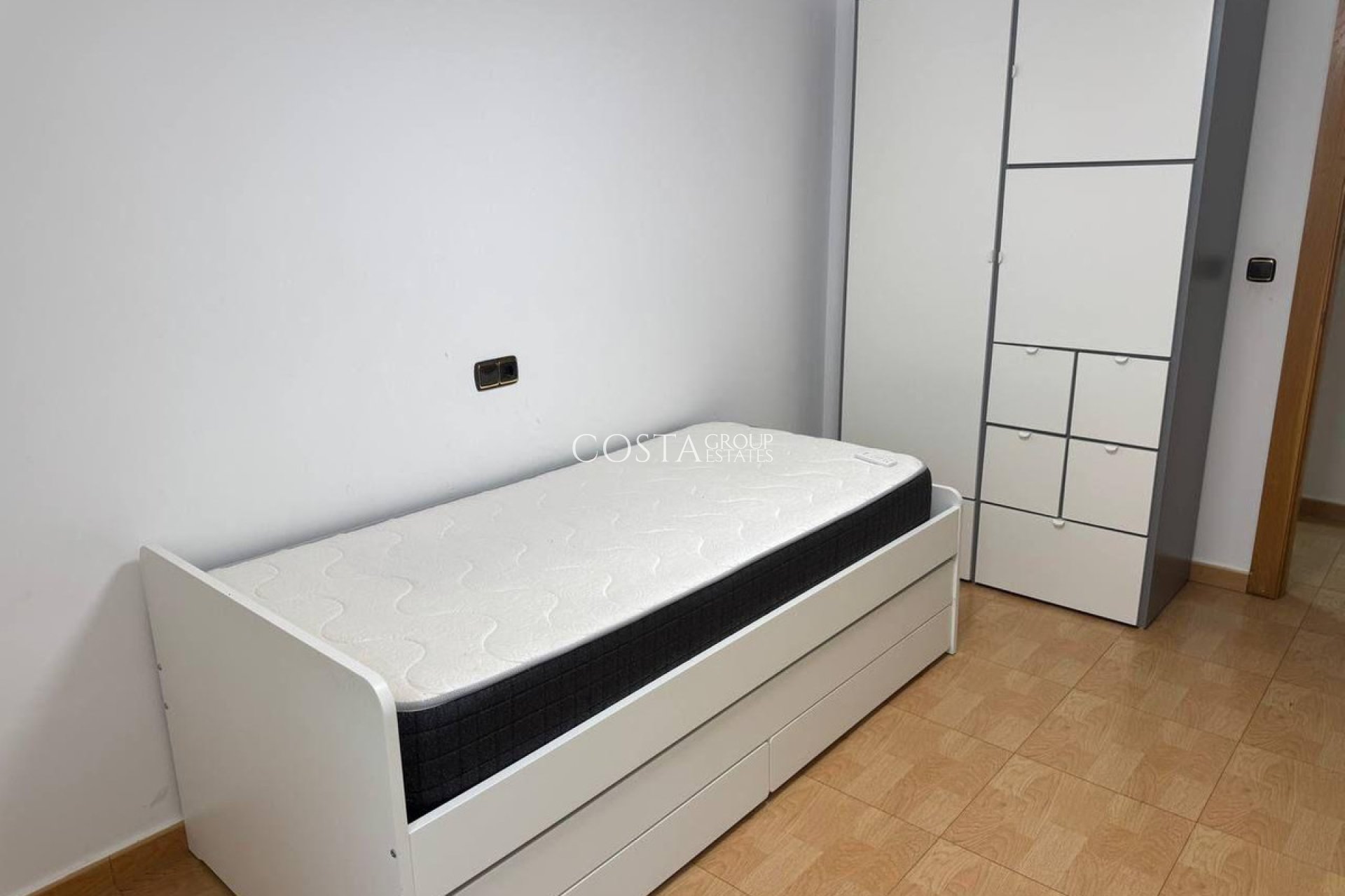 Herverkoop - Apartments -
Torrevieja - Torrevieja Centro