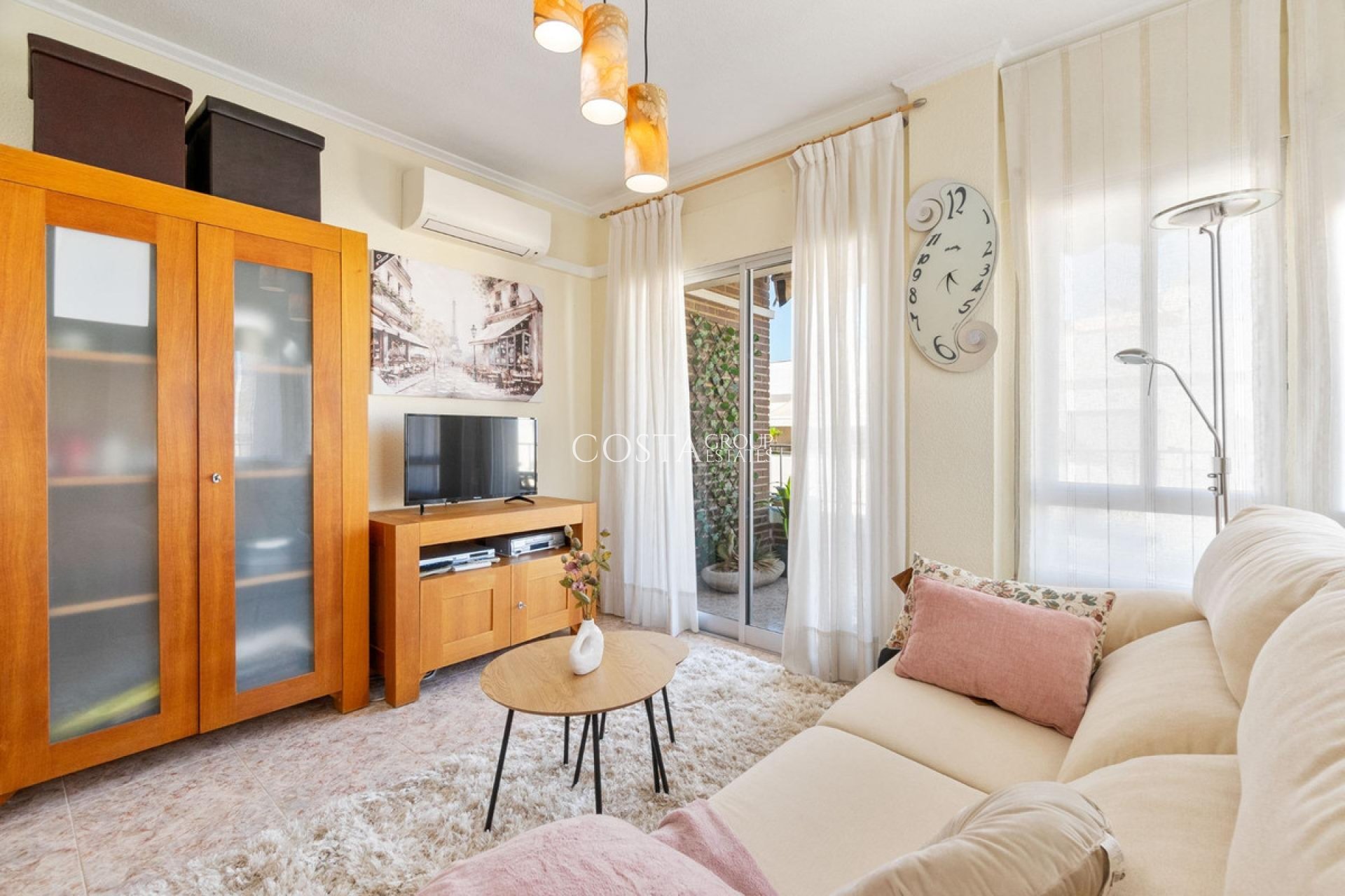 Herverkoop - Apartments -
Torrevieja - Torrevieja Centro