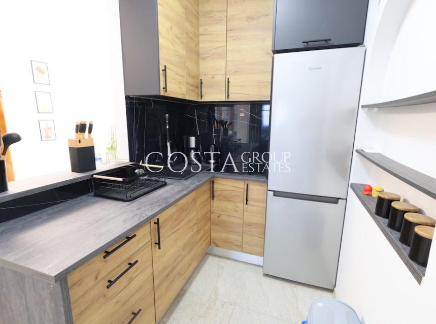 Herverkoop - Apartments -
Torrevieja - Torrevieja Centro