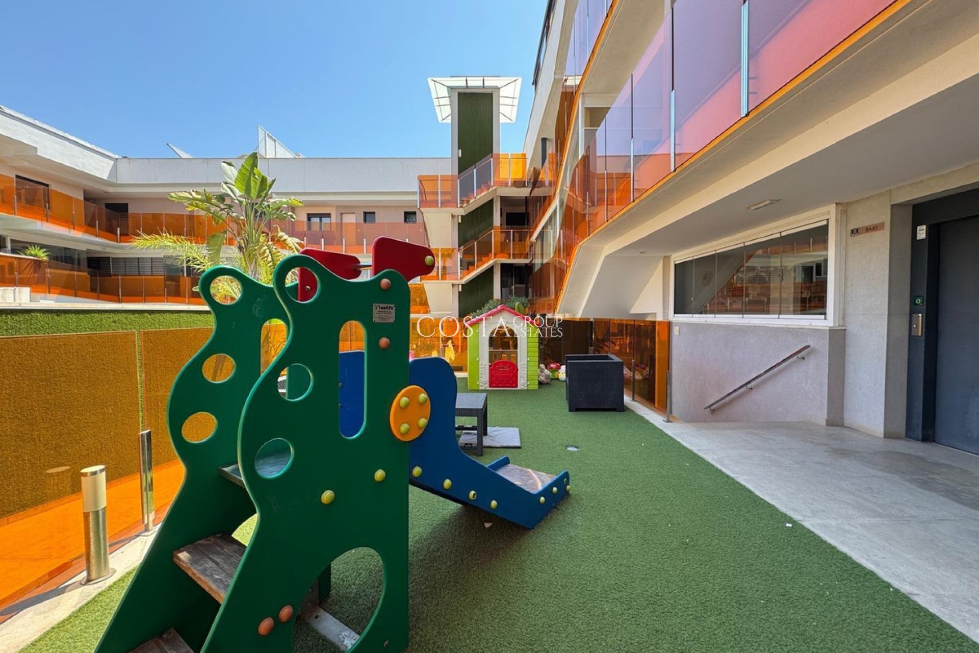 Herverkoop - Apartments -
Torrevieja - Torrevieja Centro