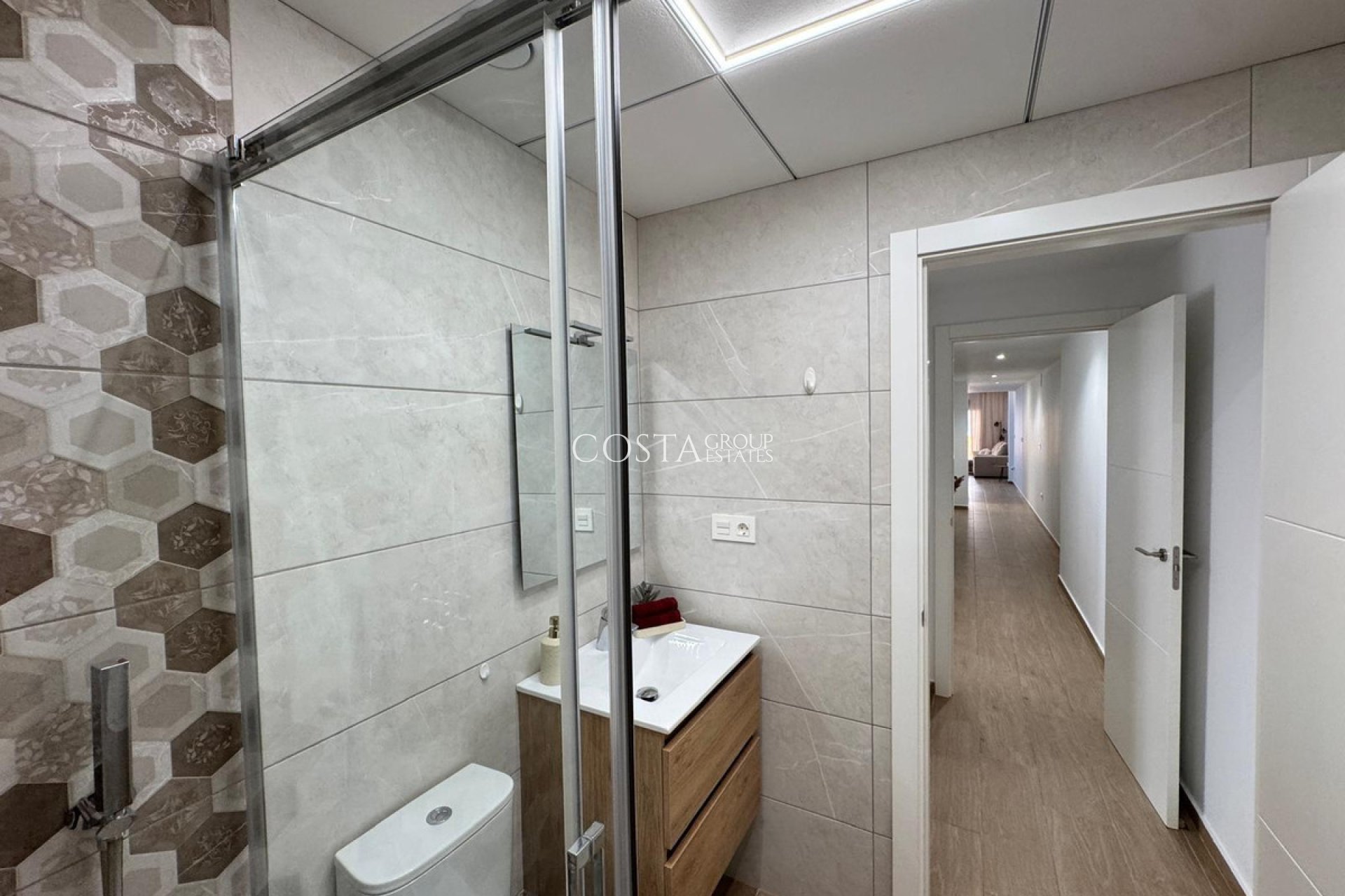 Herverkoop - Apartments -
Torrevieja - Torrevieja Centro