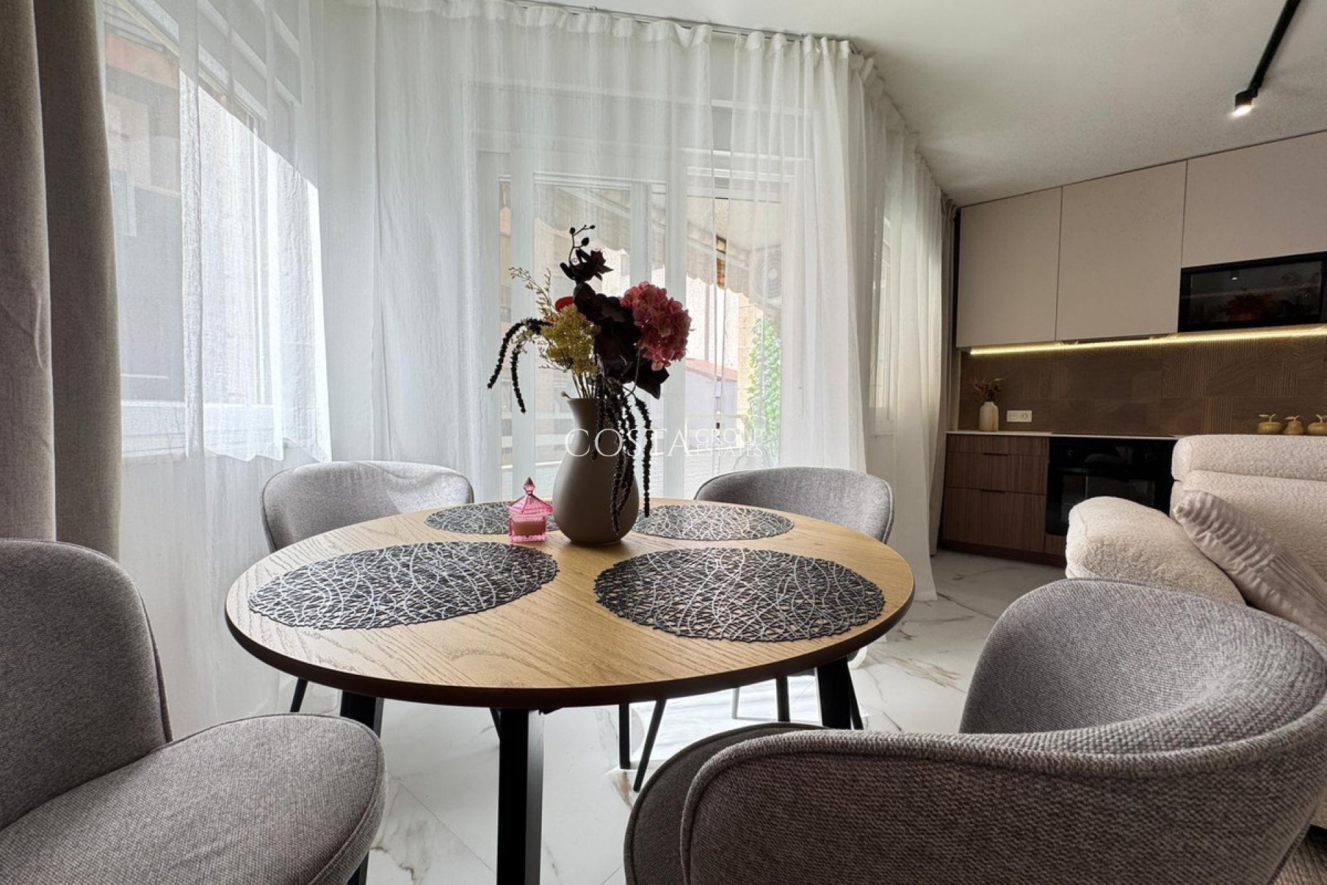 Herverkoop - Apartments -
Torrevieja - Torrevieja Centro