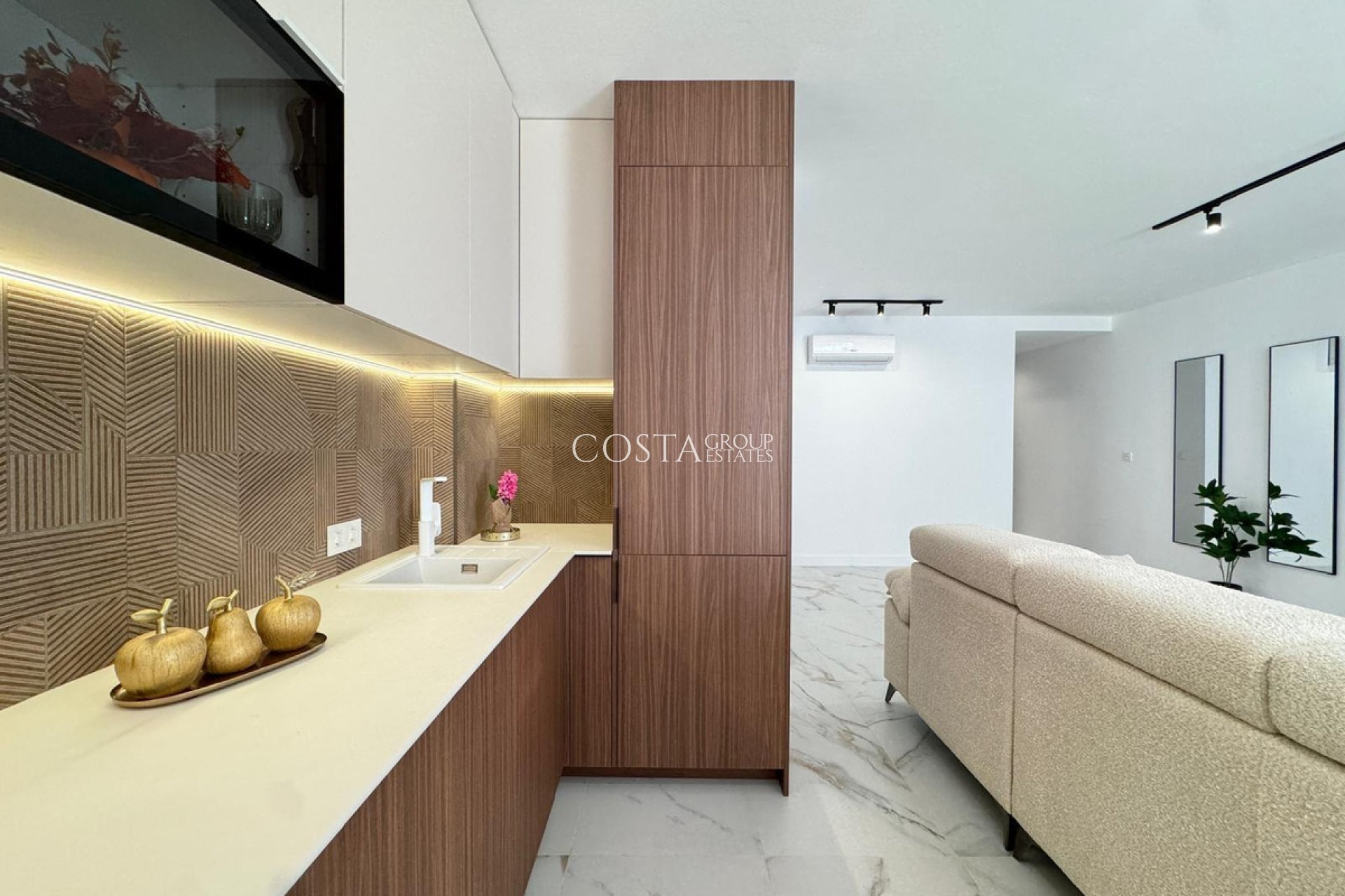 Herverkoop - Apartments -
Torrevieja - Torrevieja Centro