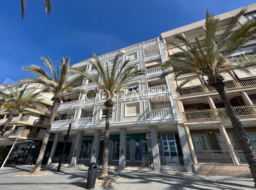 Herverkoop - Apartments -
Torrevieja - Torrevieja Centro
