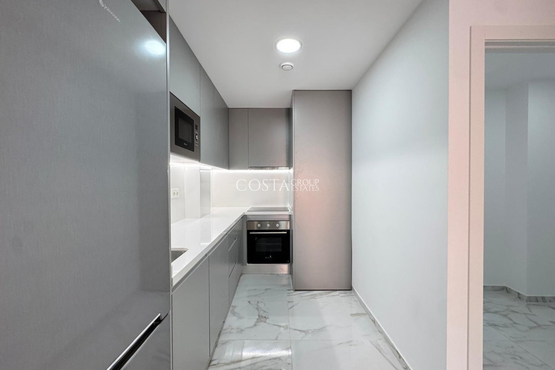 Herverkoop - Apartments -
Torrevieja - Torrevieja Centro