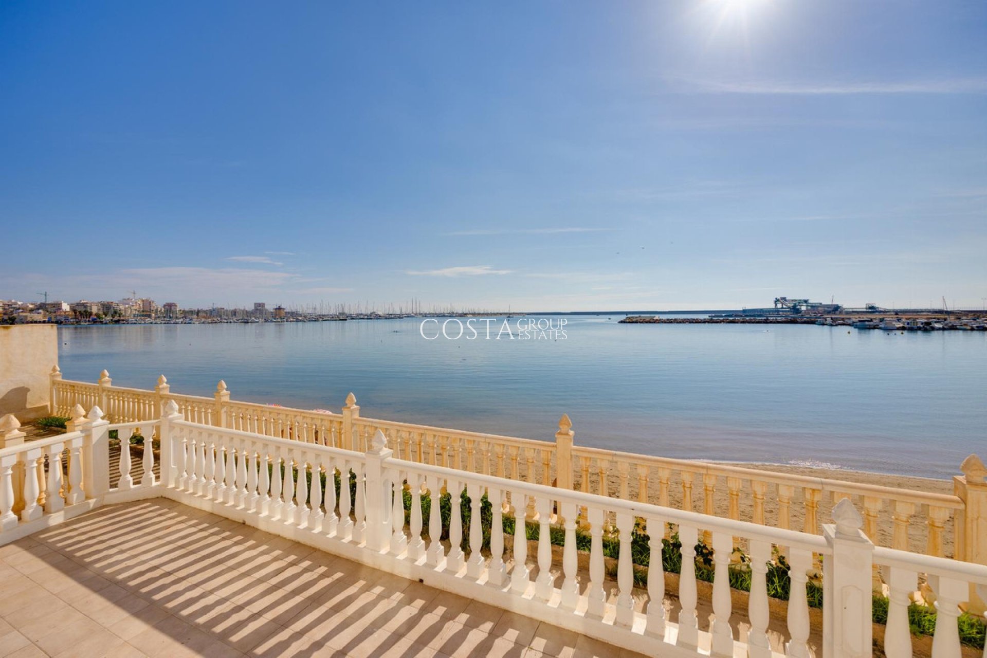 Herverkoop - Apartments -
Torrevieja - Torrevieja Centro