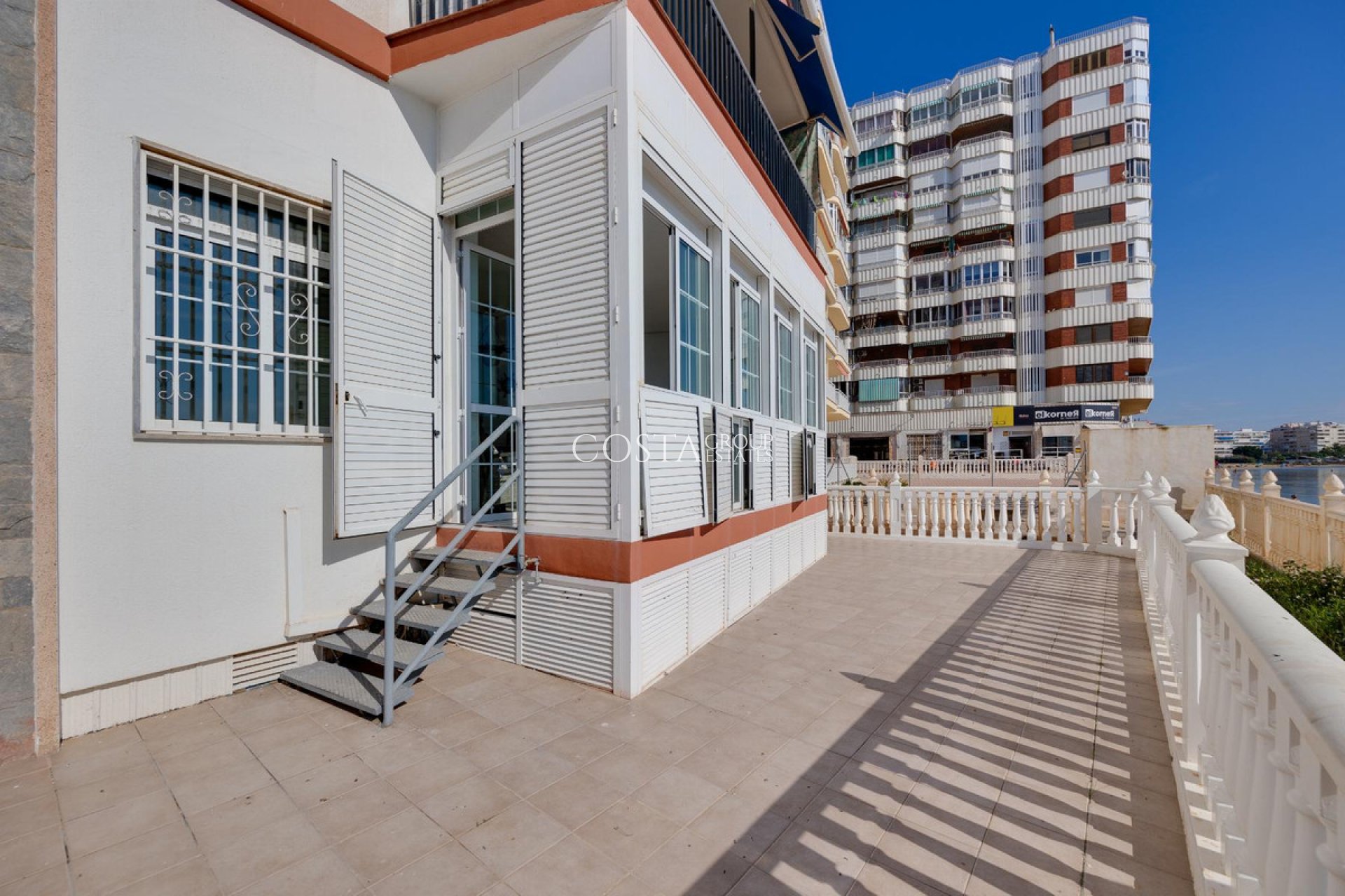 Herverkoop - Apartments -
Torrevieja - Torrevieja Centro