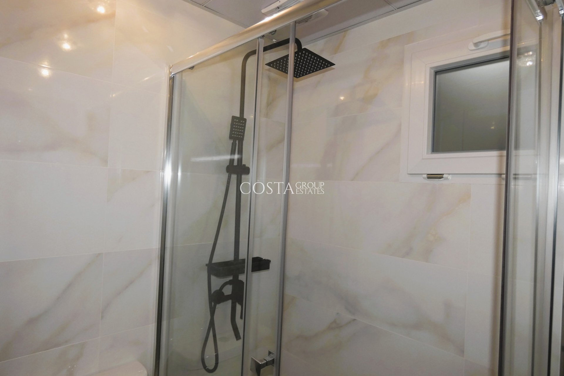 Herverkoop - Apartments -
Torrevieja - Torrevieja Centro