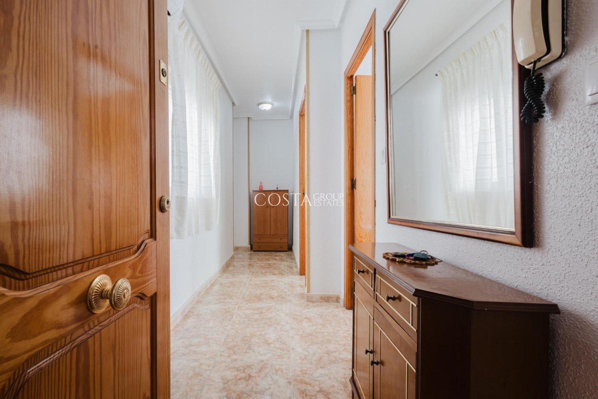 Herverkoop - Apartments -
Torrevieja - Torrevieja Centro