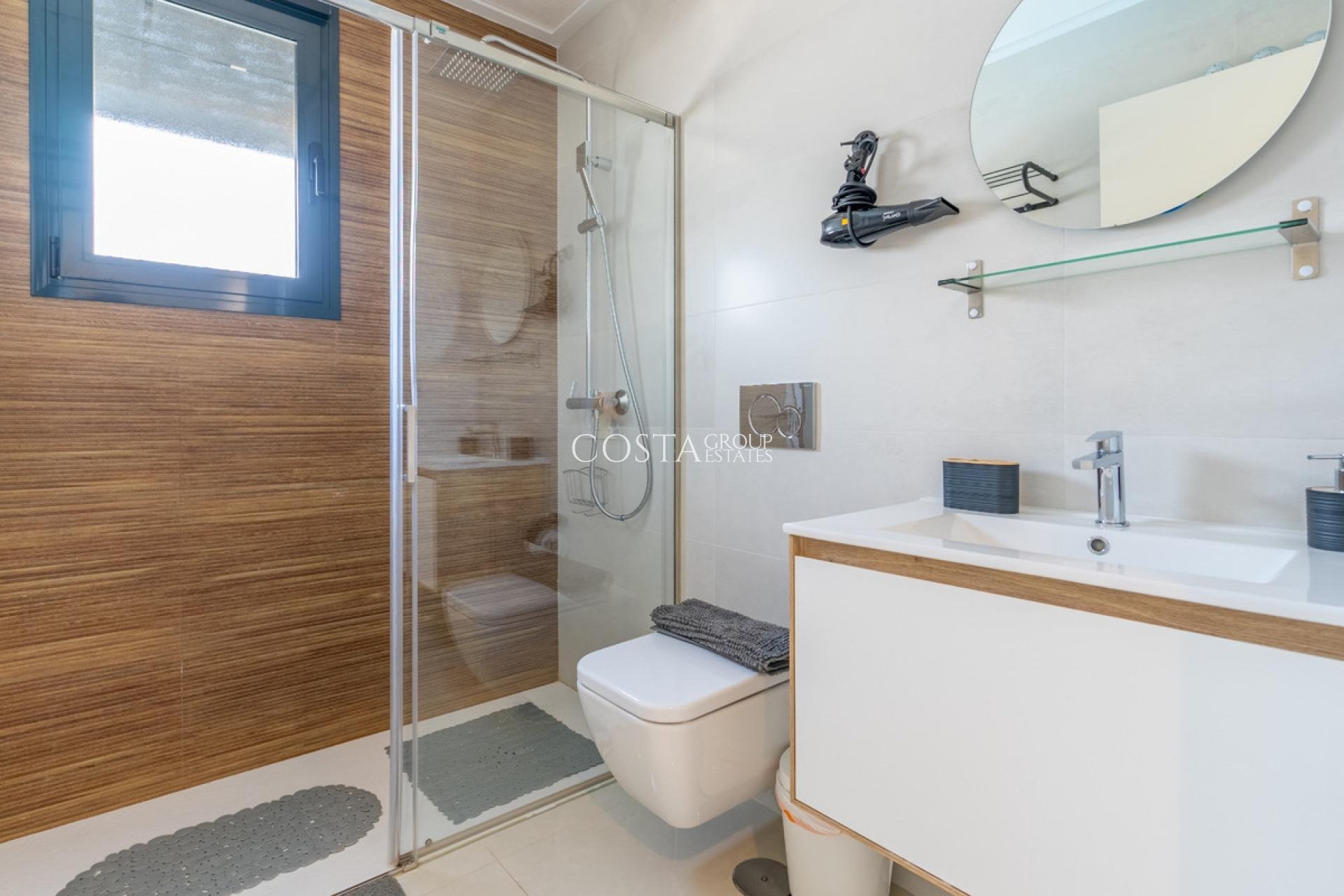 Herverkoop - Apartments -
Torrevieja - Torrevieja Centro