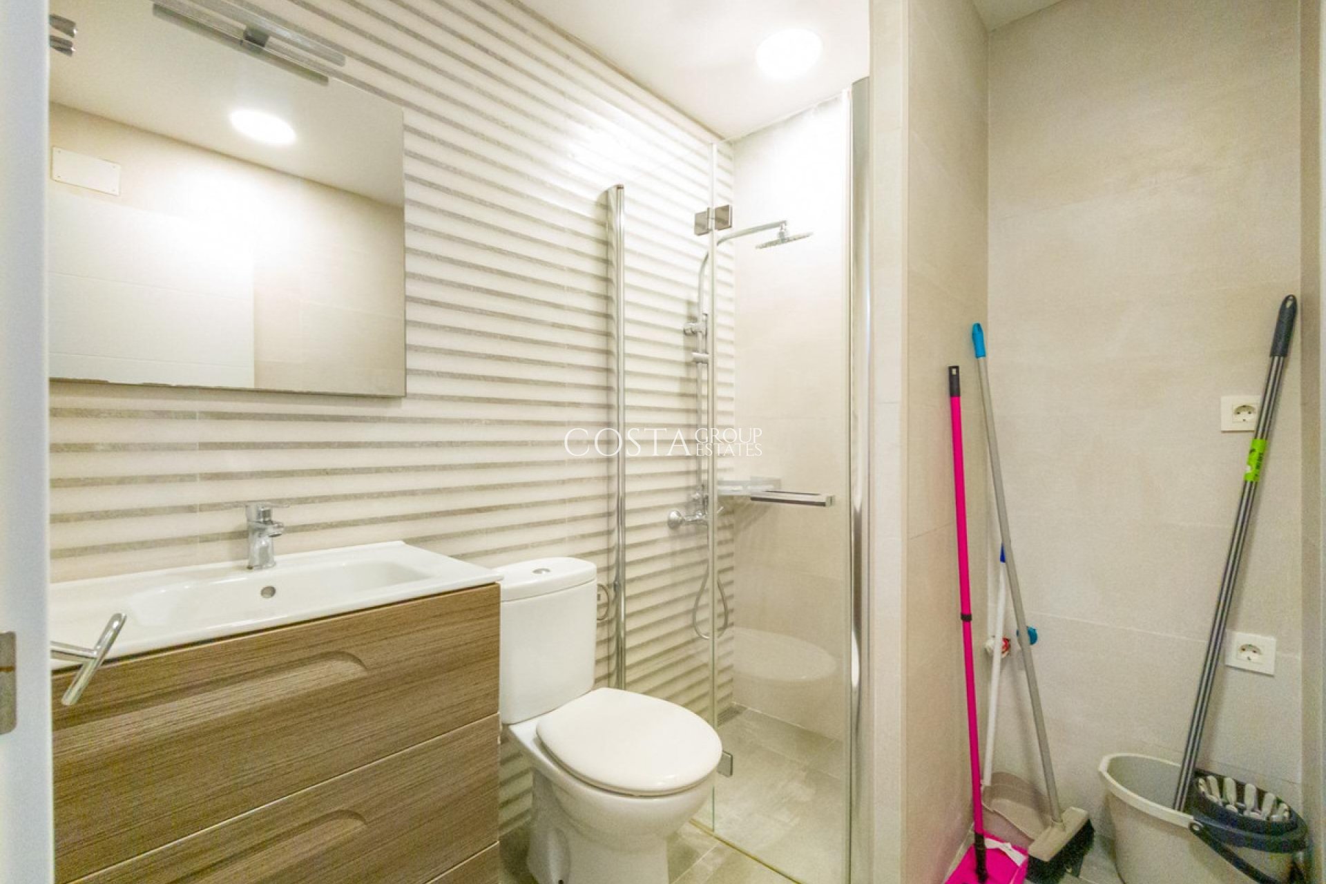 Herverkoop - Apartments -
Torrevieja - Torrevieja Centro