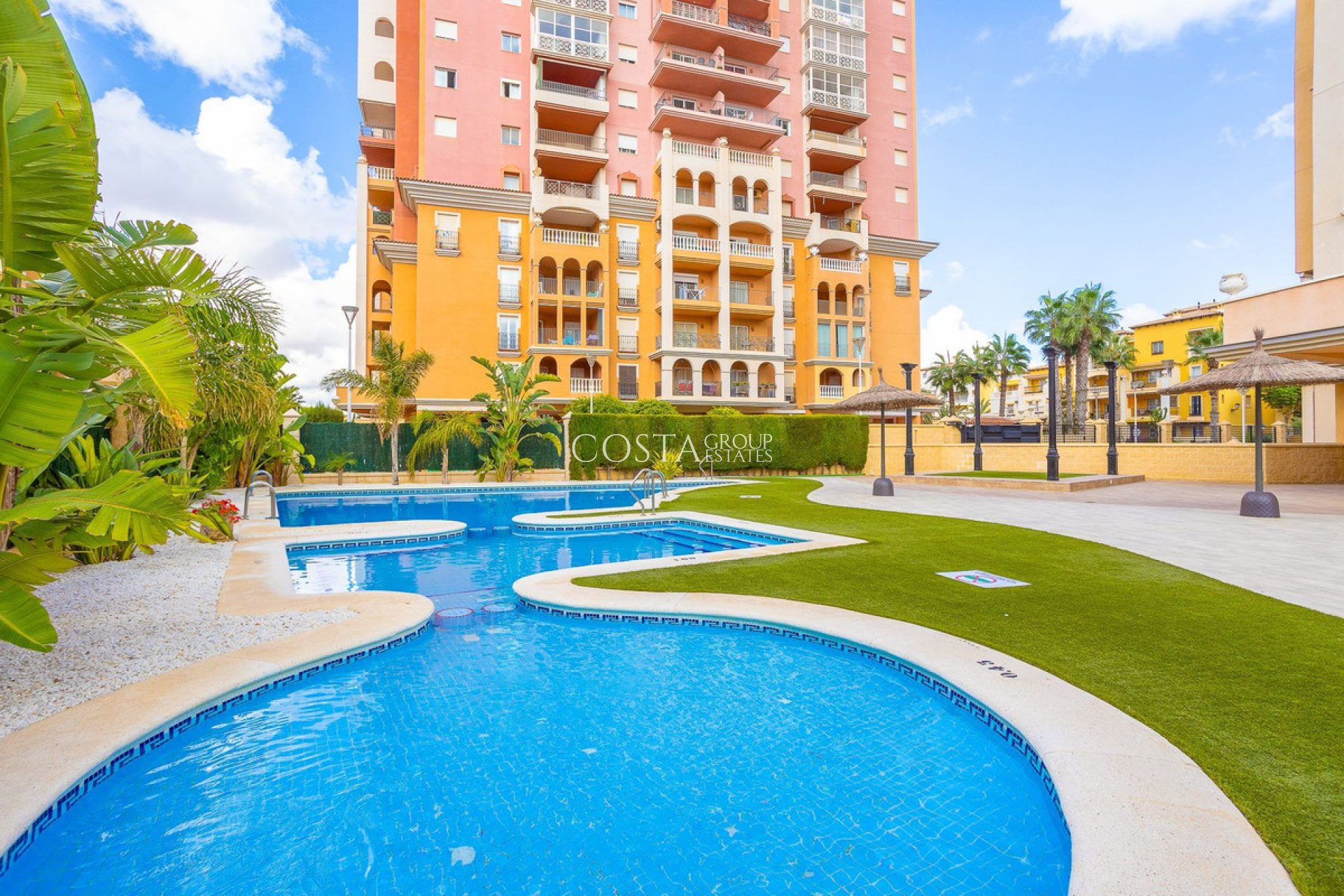 Herverkoop - Apartments -
Torrevieja - Torrevieja Centro