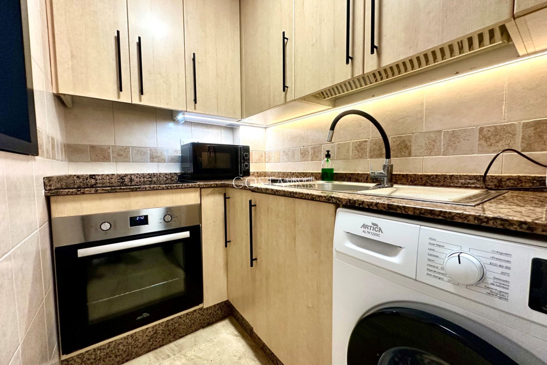 Herverkoop - Apartments -
Torrevieja - Torrevieja Centro