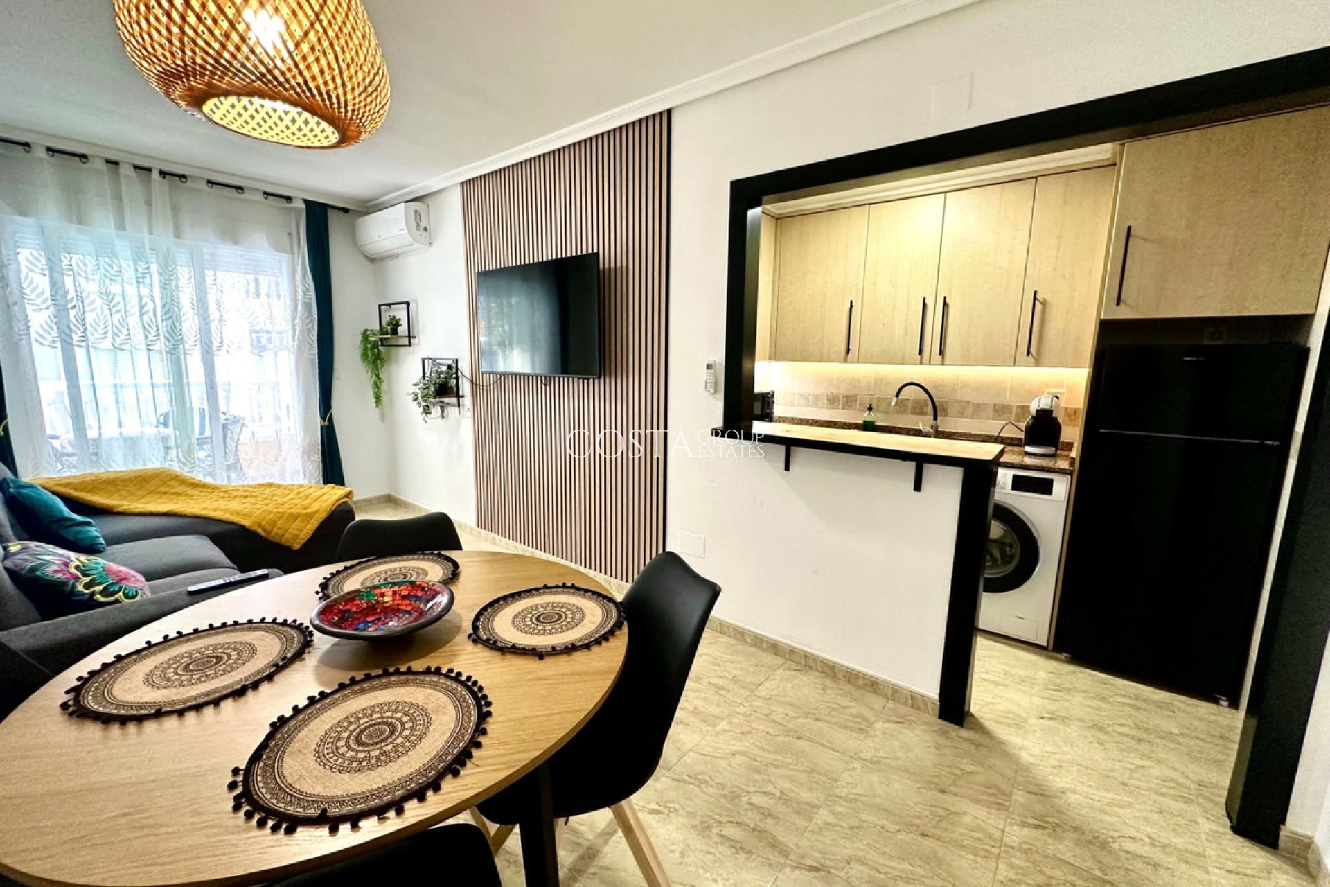 Herverkoop - Apartments -
Torrevieja - Torrevieja Centro