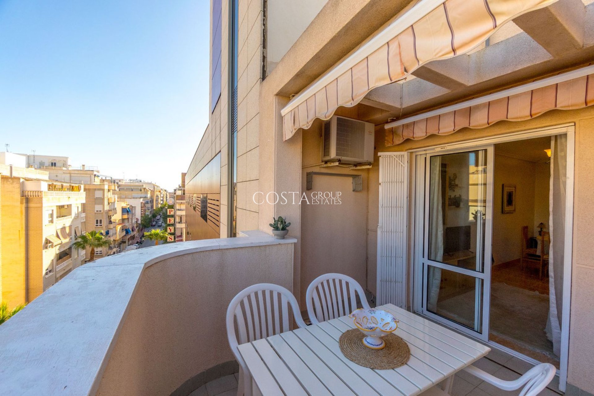 Herverkoop - Apartments -
Torrevieja - Torrevieja Centro