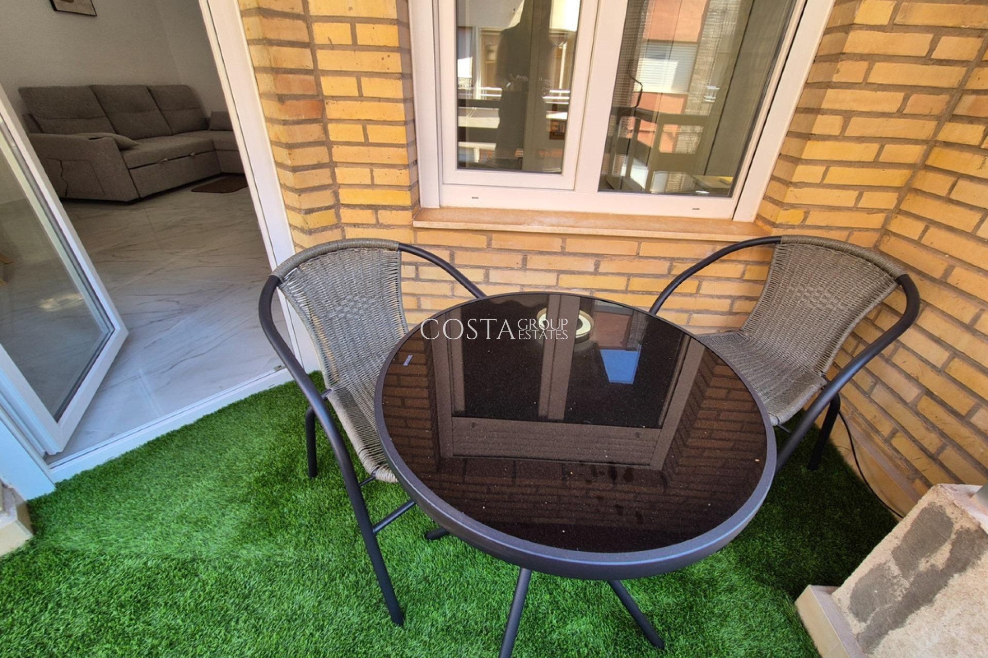 Herverkoop - Apartments -
Torrevieja