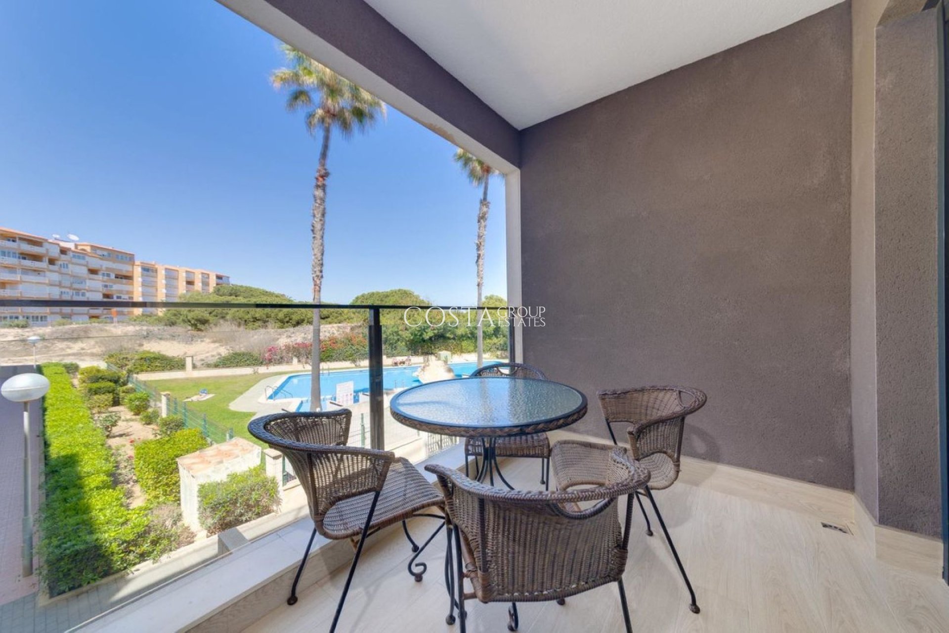 Herverkoop - Apartments -
Torrevieja