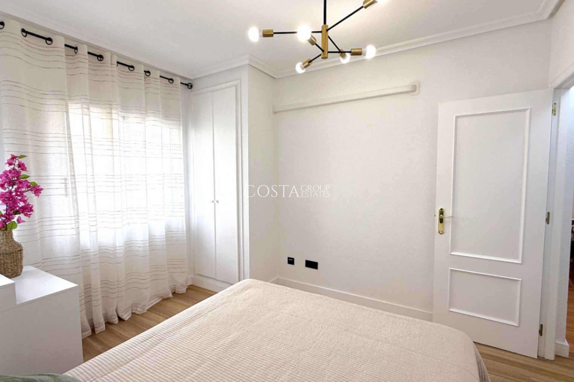 Herverkoop - Apartments -
Torrevieja