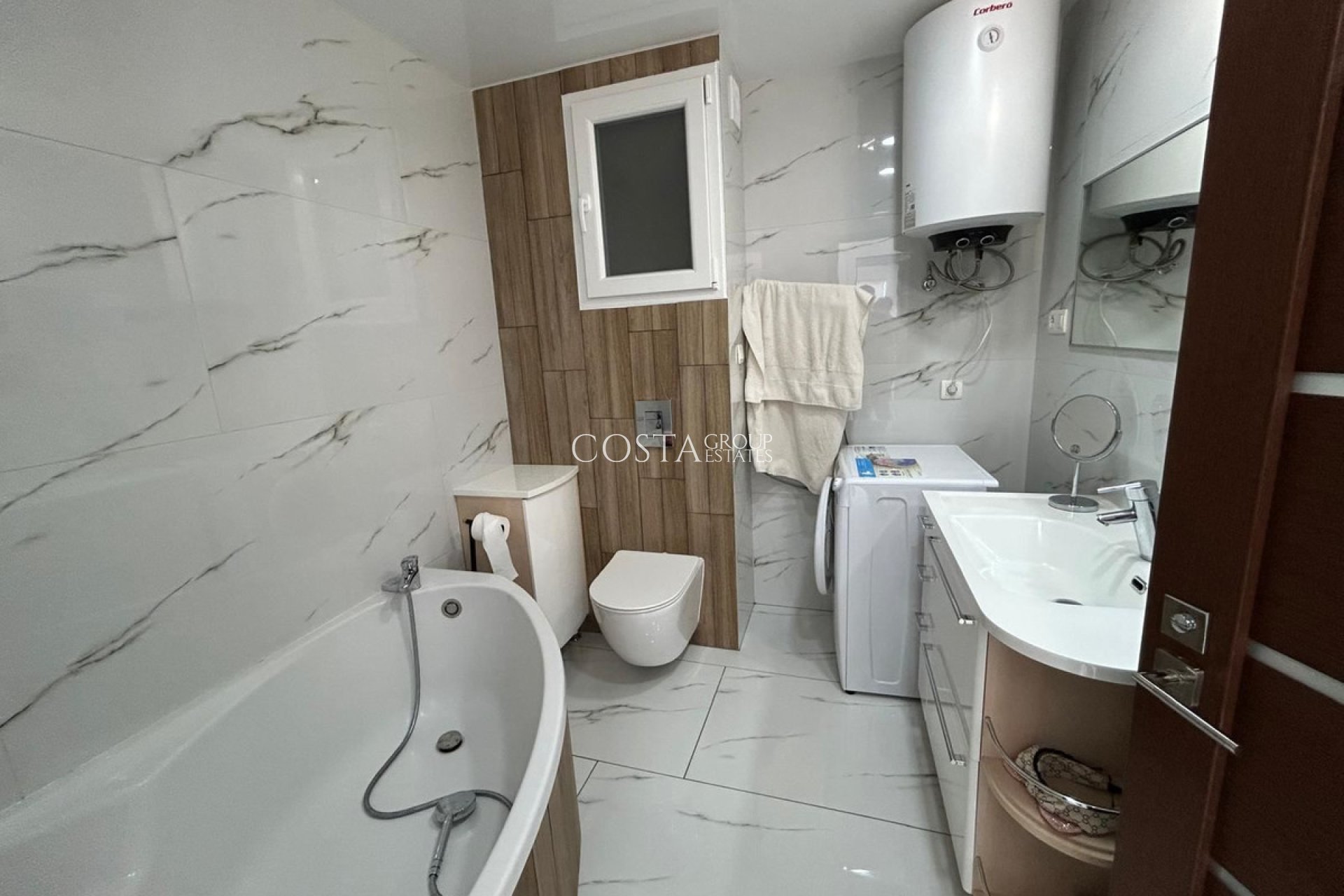 Herverkoop - Apartments -
Torrevieja