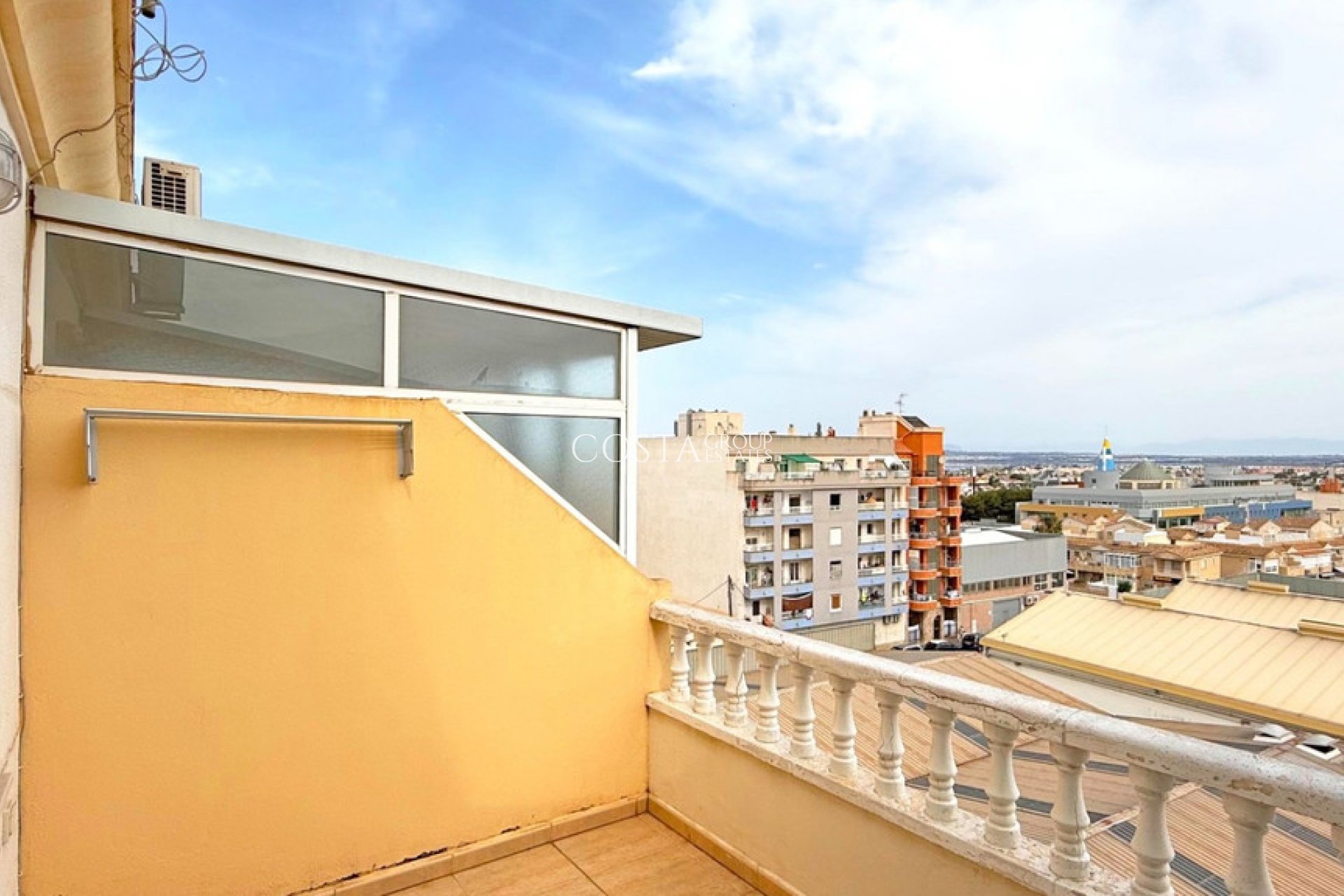 Herverkoop - Apartments -
Torrevieja