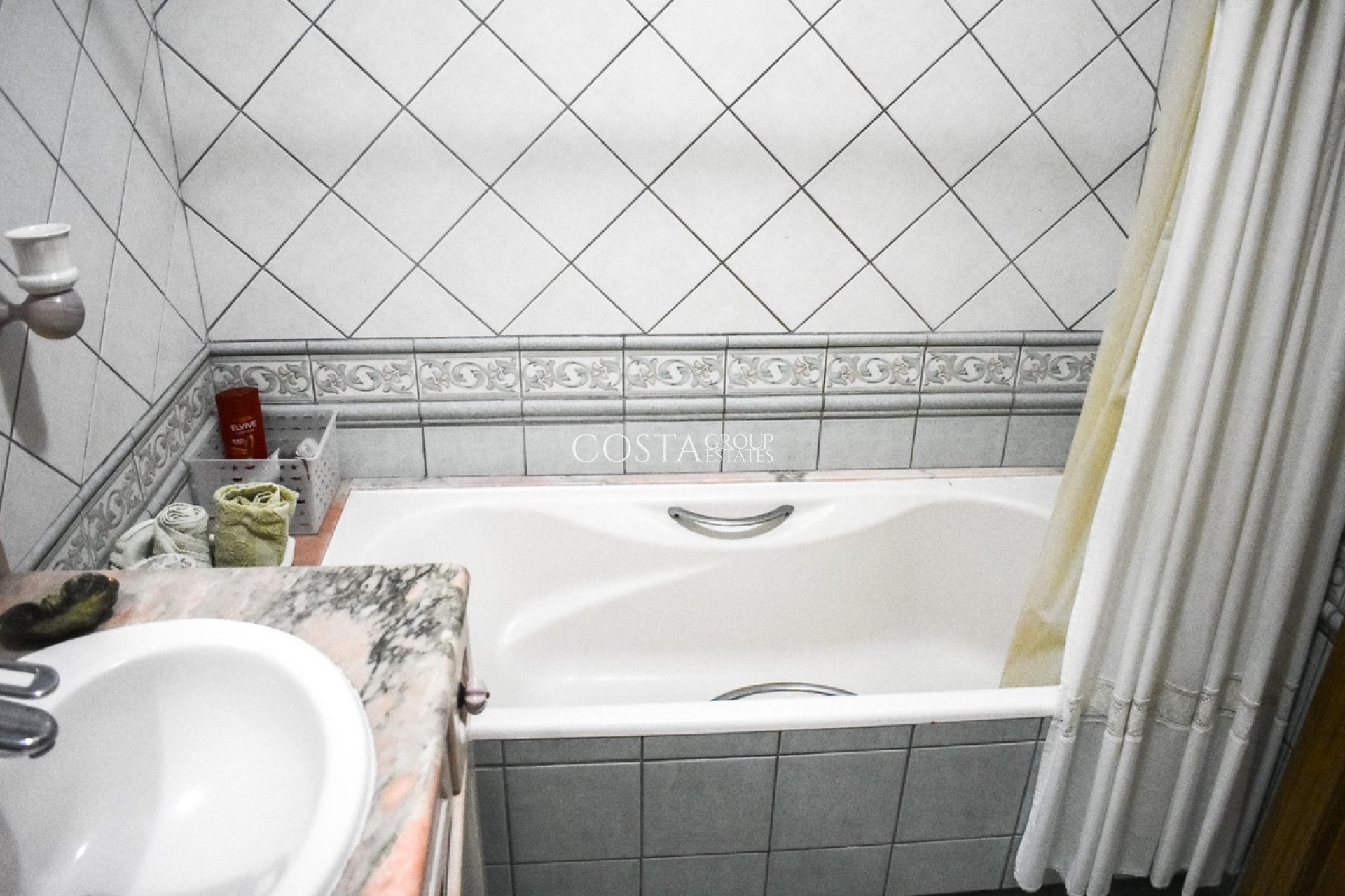 Herverkoop - Apartments -
Torrevieja