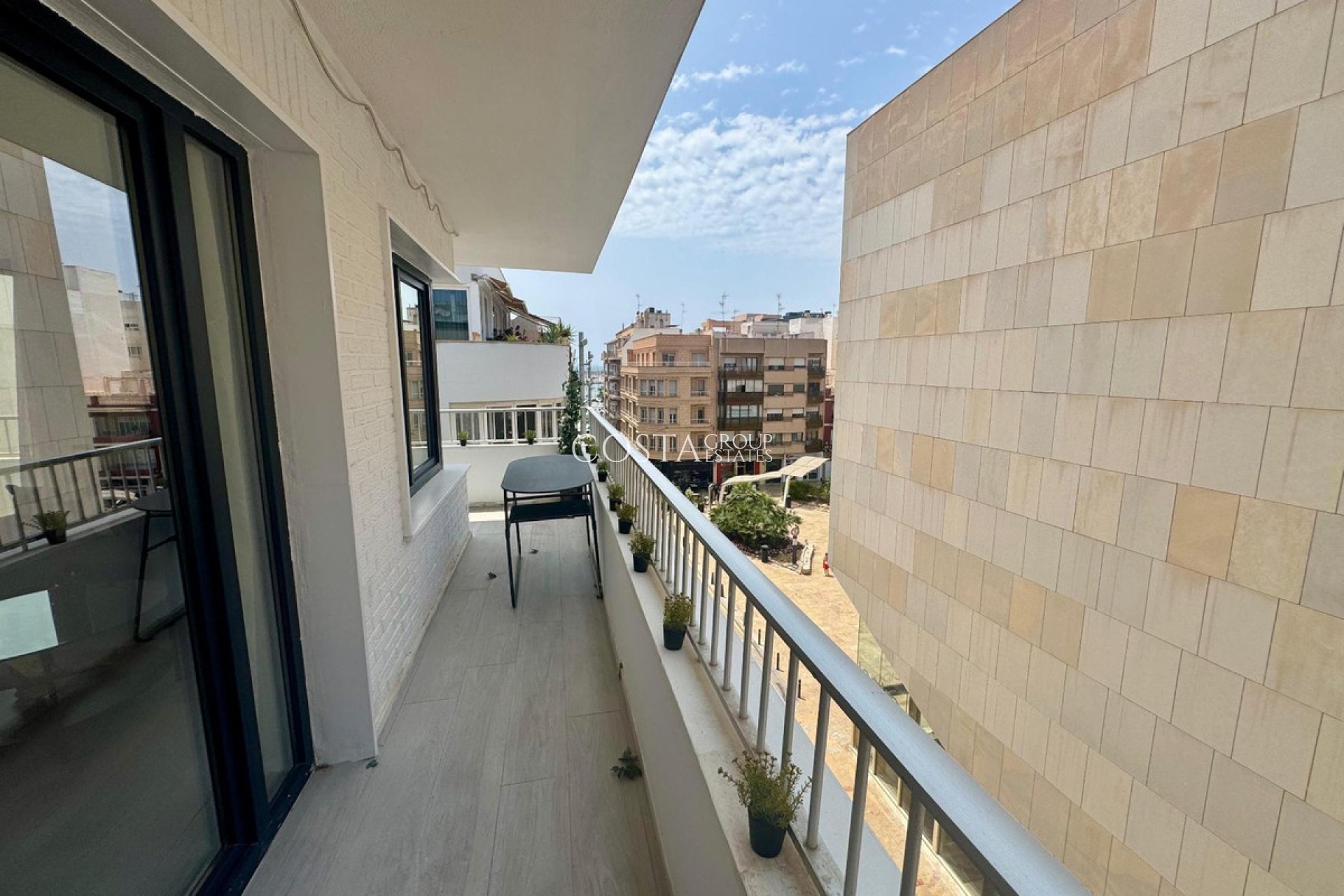 Herverkoop - Apartments -
Torrevieja