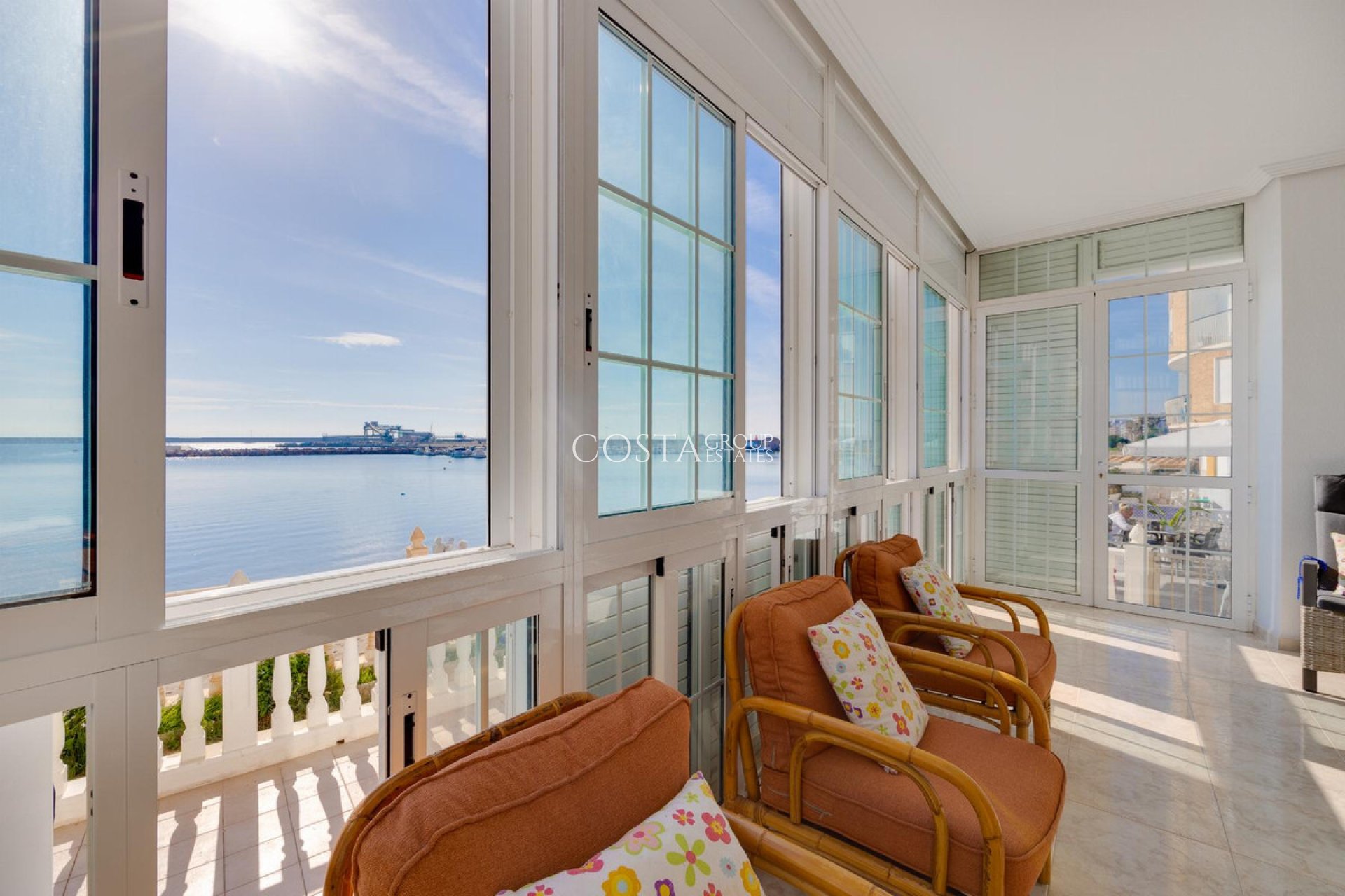 Herverkoop - Apartments -
Torrevieja