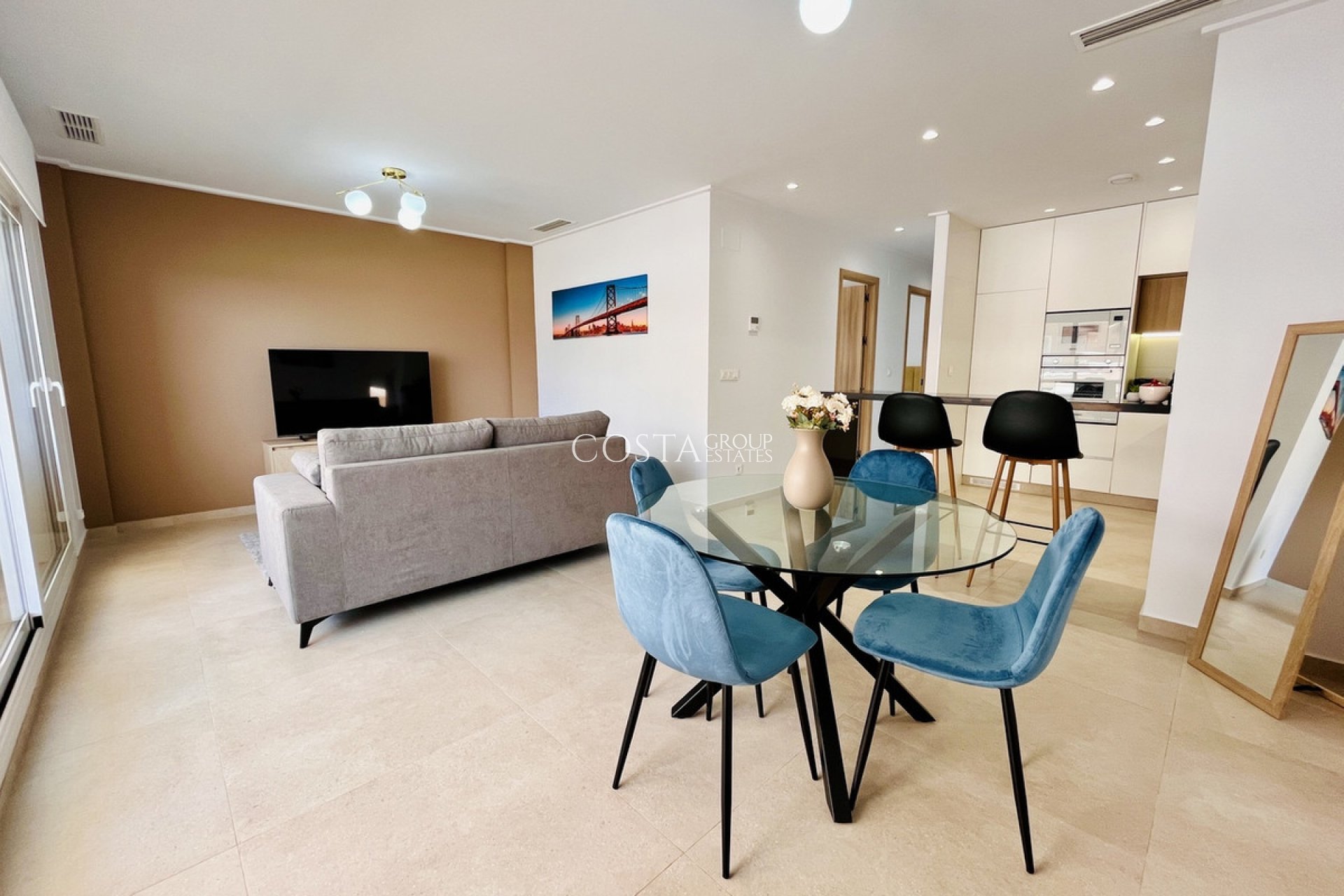 Herverkoop - Apartments -
Urbanización El Raso