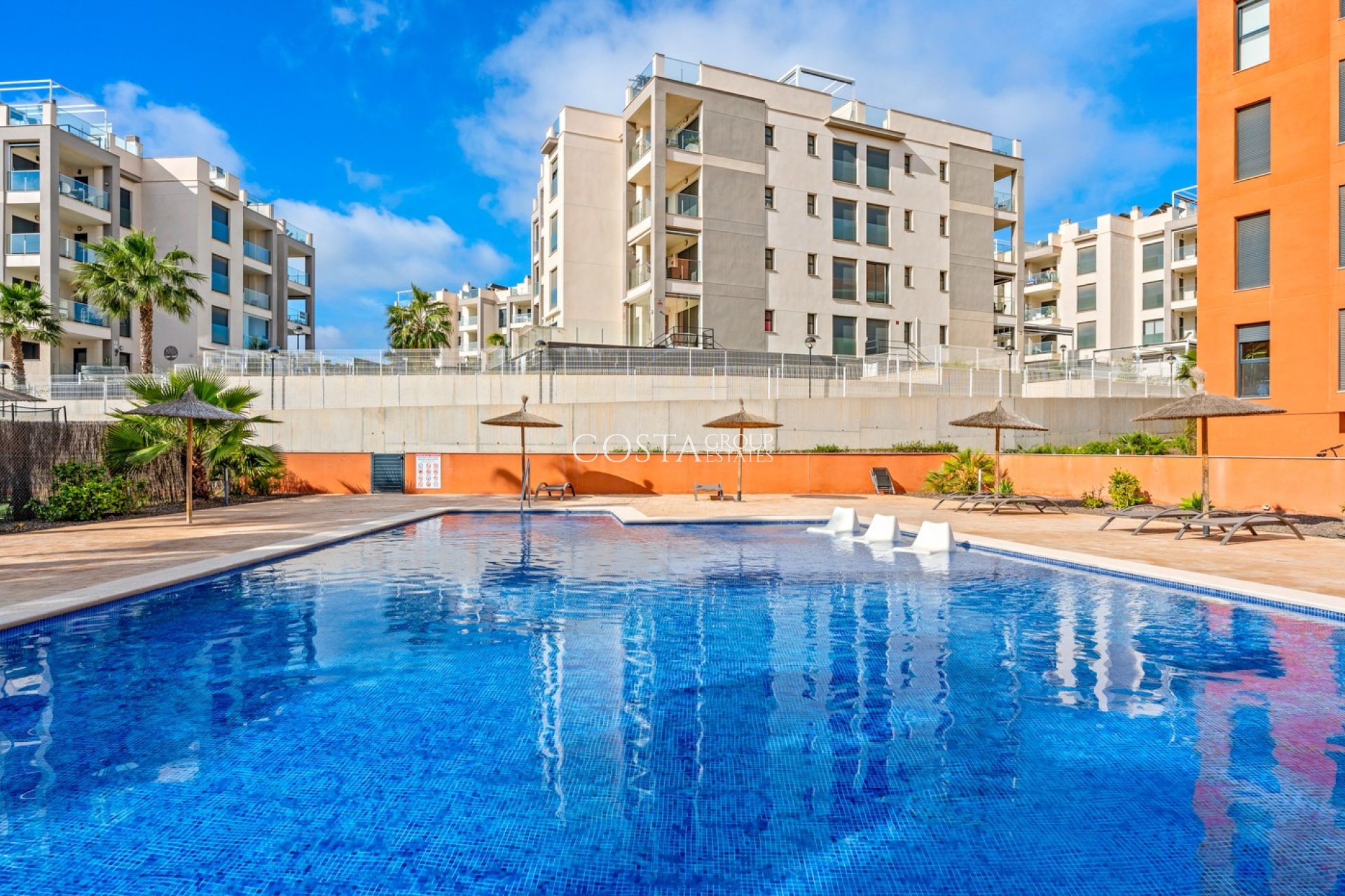 Herverkoop - Apartments -
Villamartín - Lomas del Golf