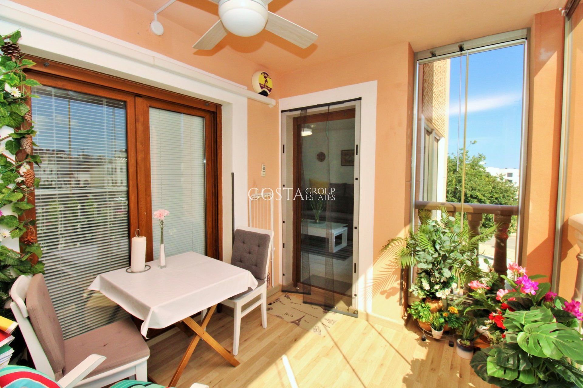 Herverkoop - Apartments -
Villamartín - PAU 8