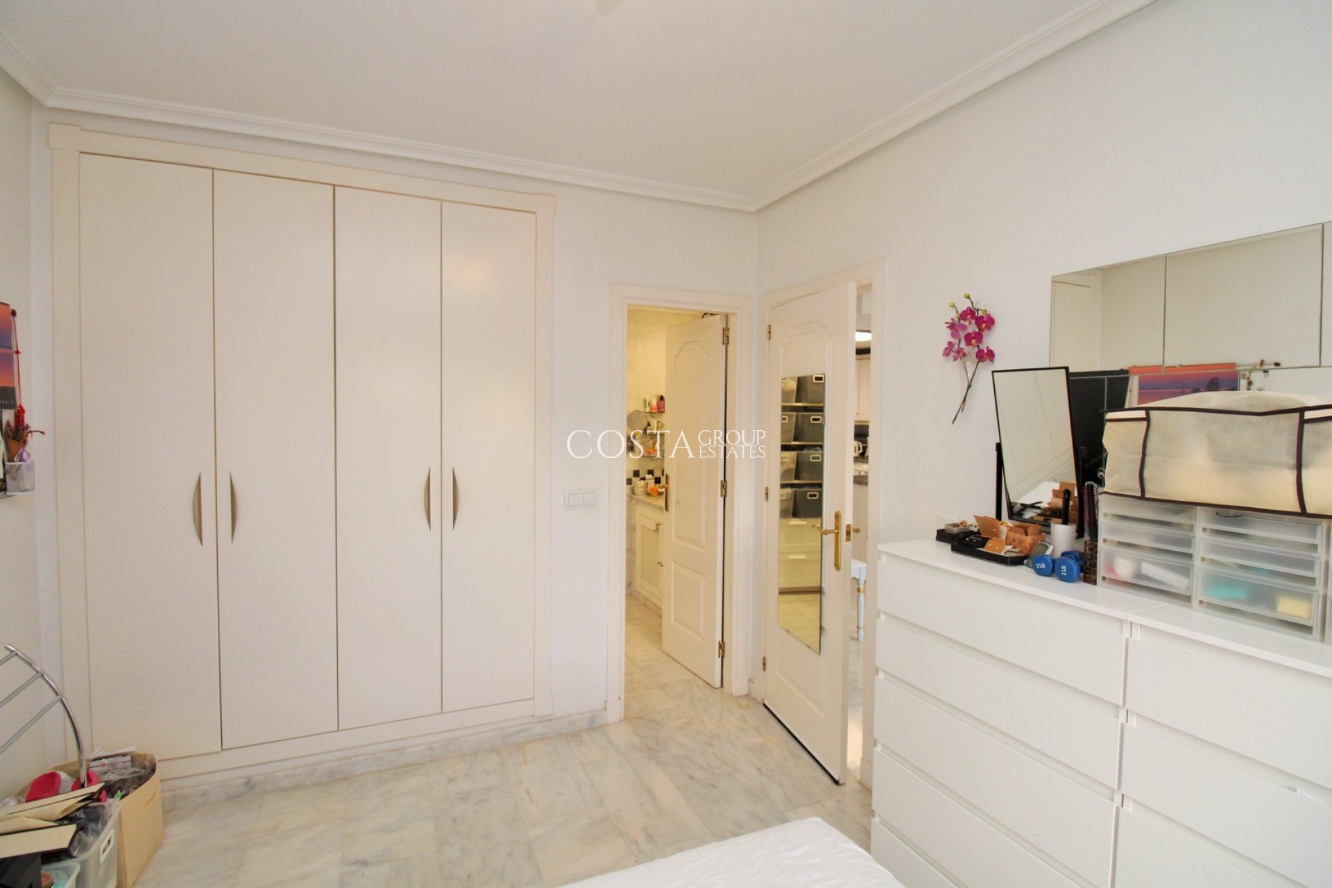 Herverkoop - Apartments -
Villamartín - PAU 8