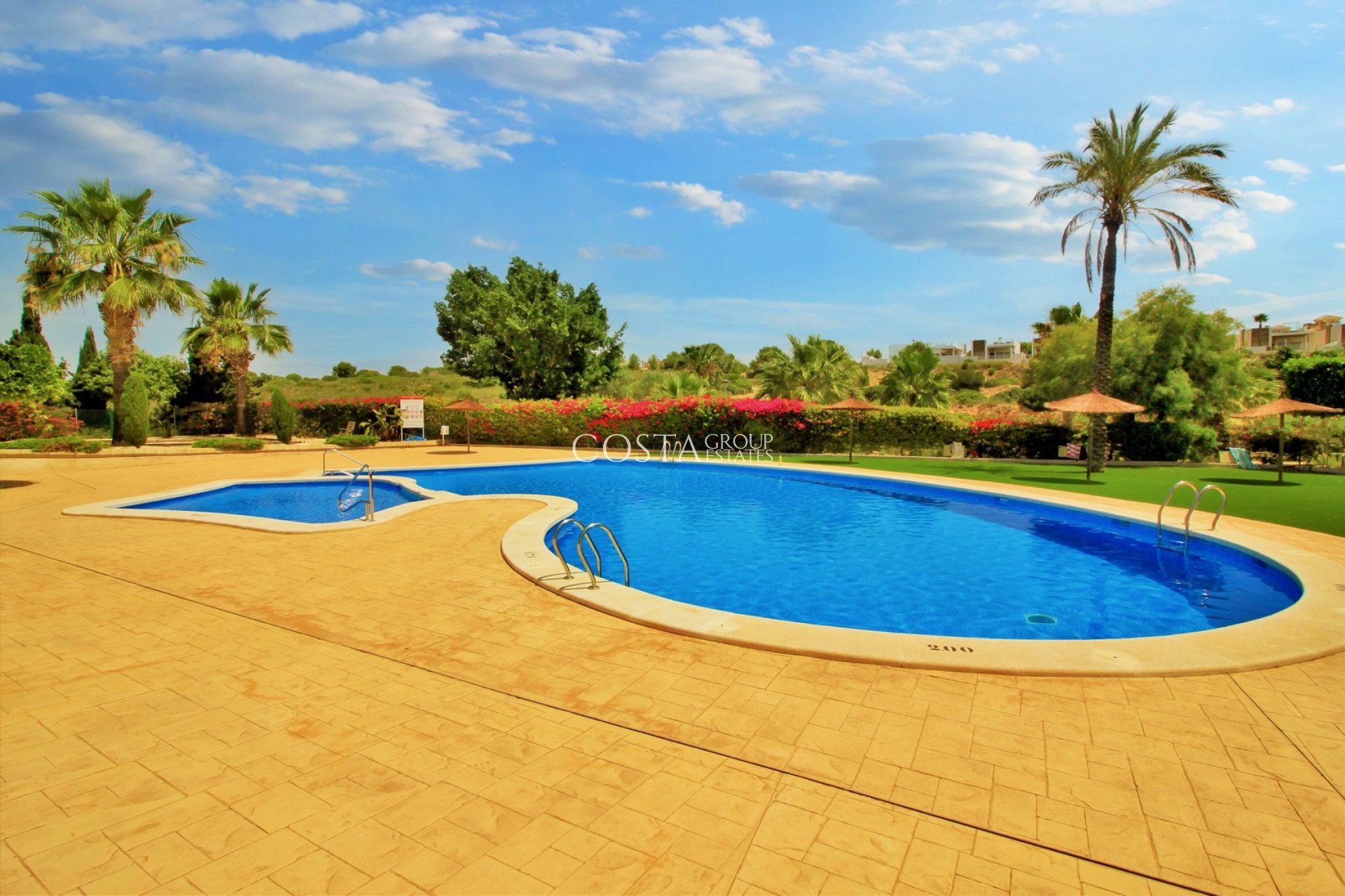 Herverkoop - Apartments -
Villamartín - PAU 8