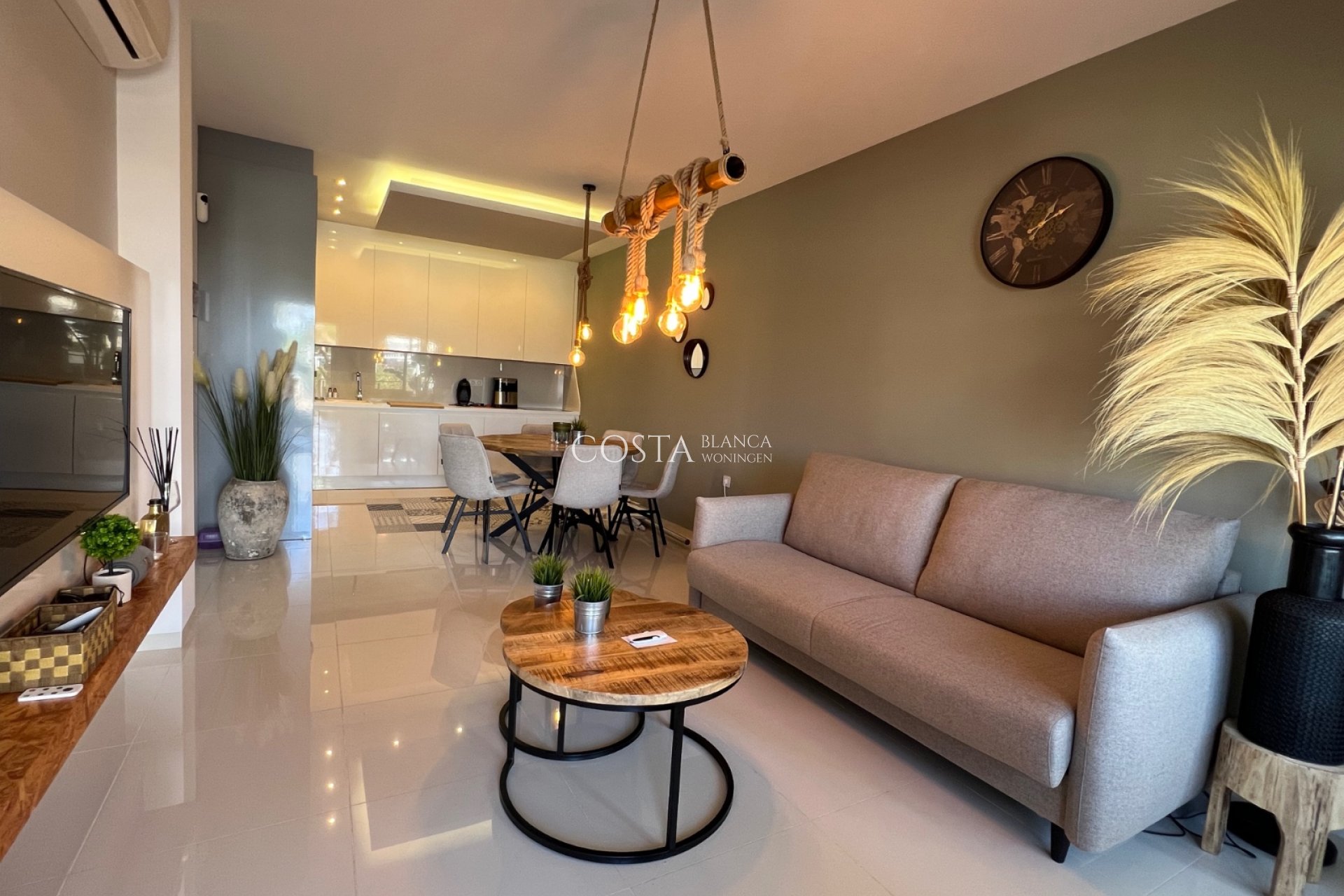 Herverkoop - Appartement -
Pilar de la Horadada - Mil Palmeras