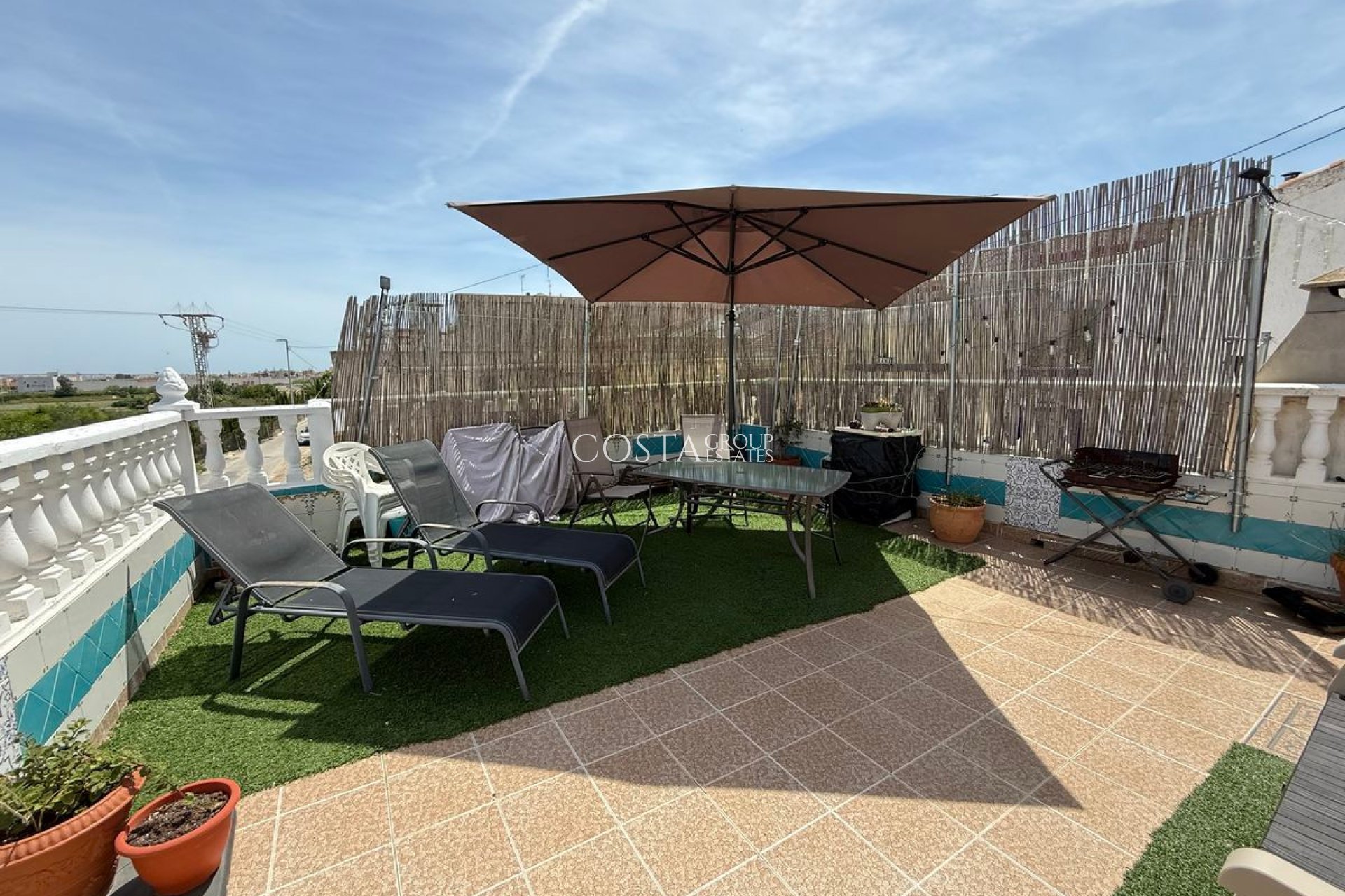 Herverkoop - Huis -
Benijofar