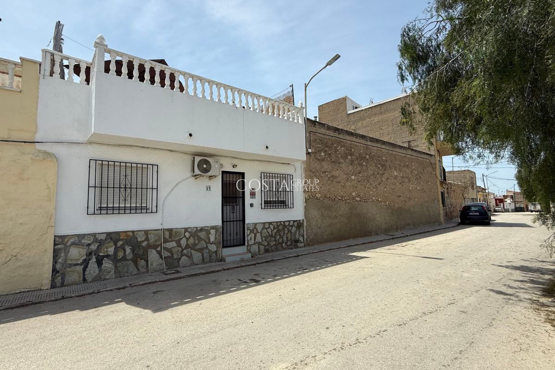 Herverkoop - Huis -
Benijofar