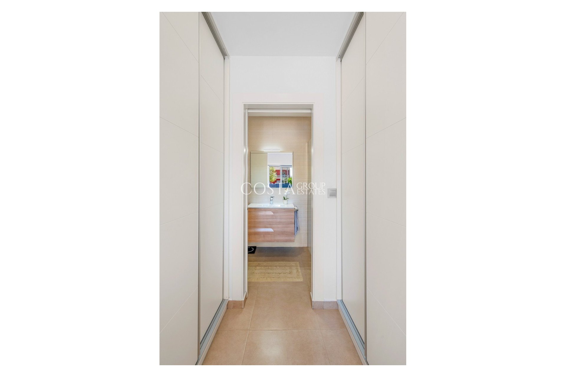 Herverkoop - Huis -
Formentera del Segura