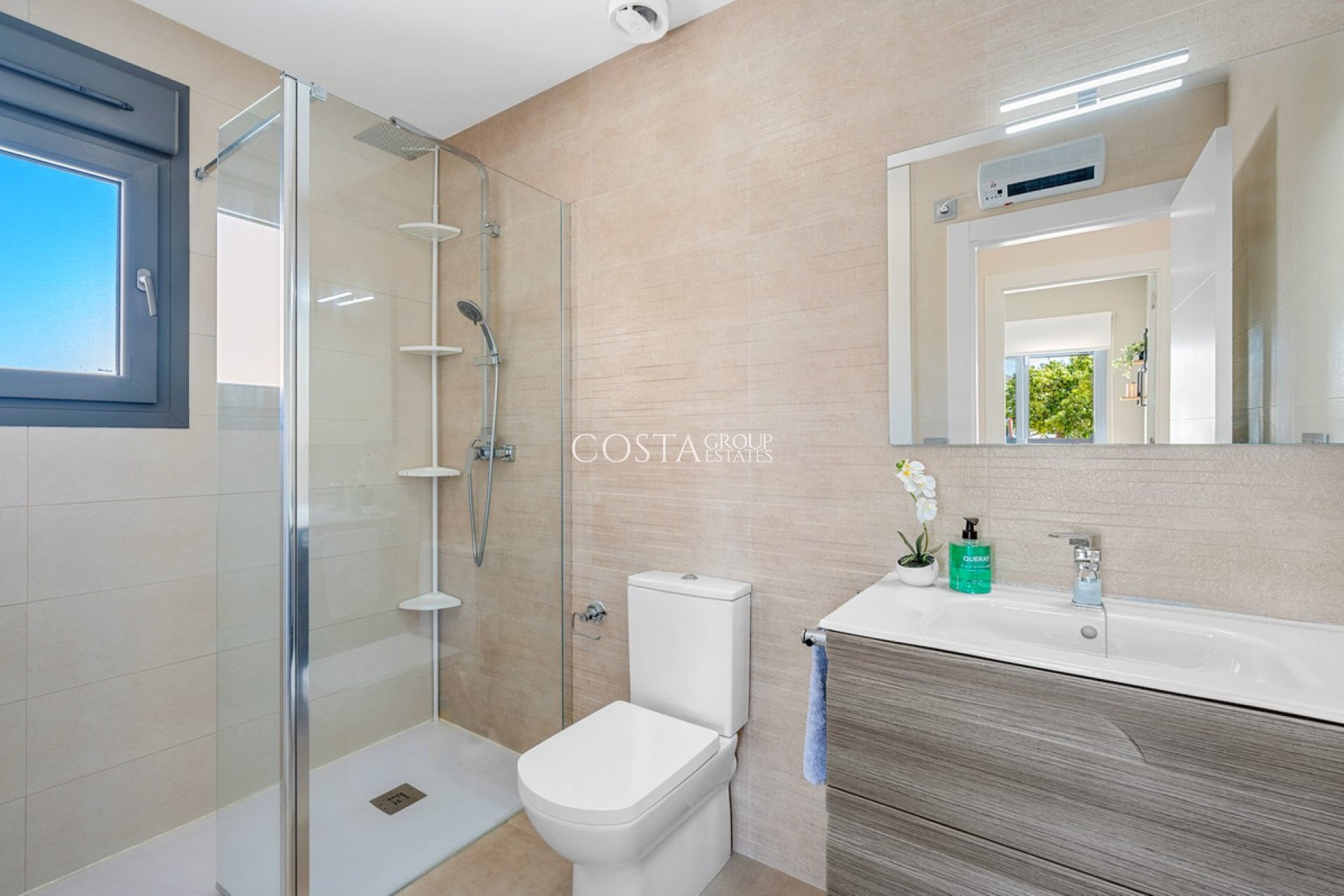 Herverkoop - Huis -
Formentera del Segura