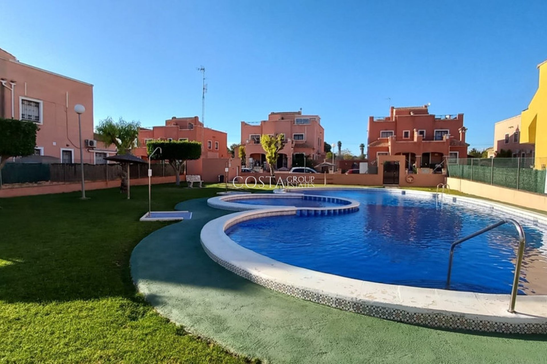 Herverkoop - Huis -
Los Montesinos - Los Montesinos Centro