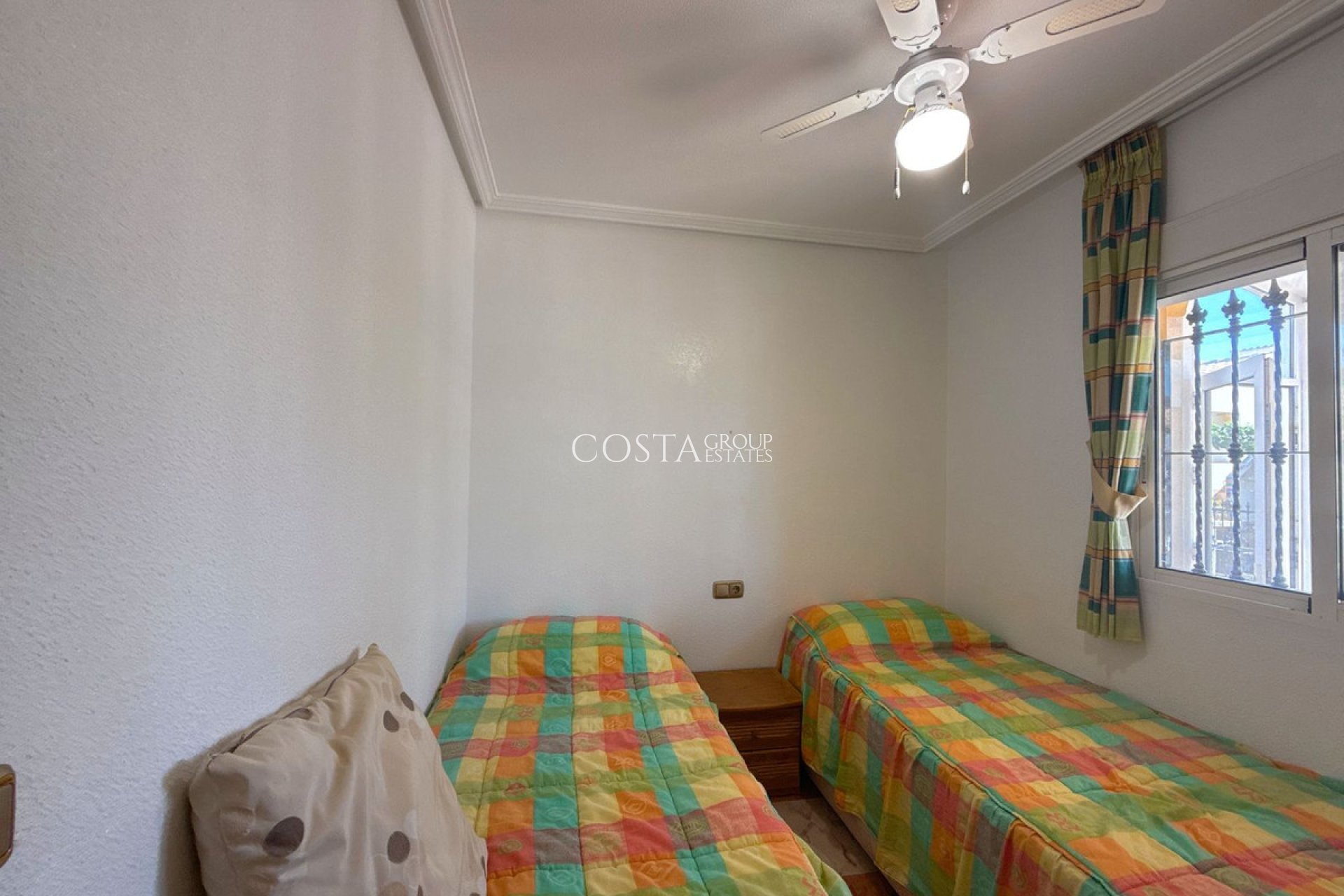 Herverkoop - Huis -
Orihuela - Cabo Roig