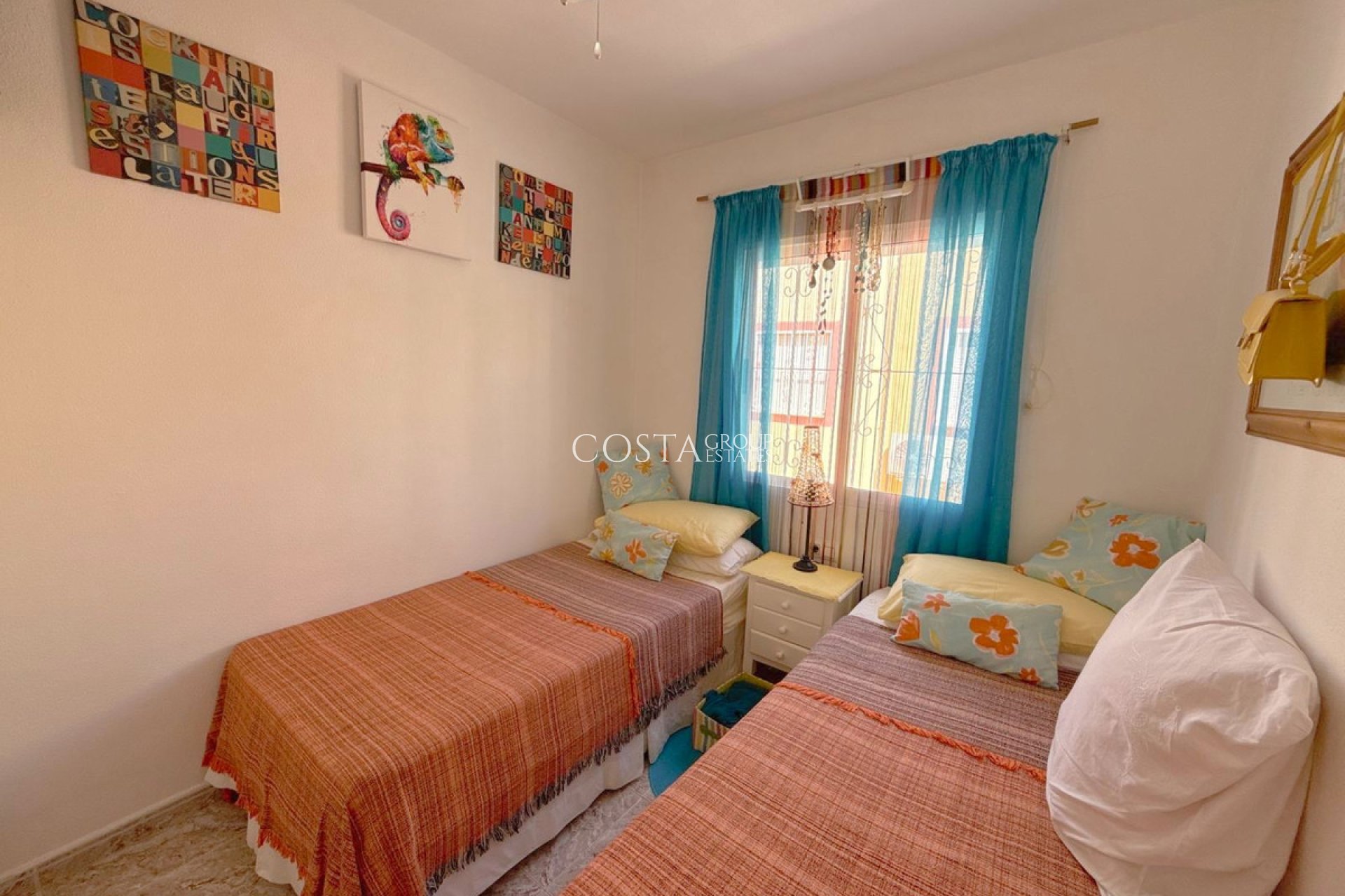 Herverkoop - Huis -
Orihuela - Cabo Roig