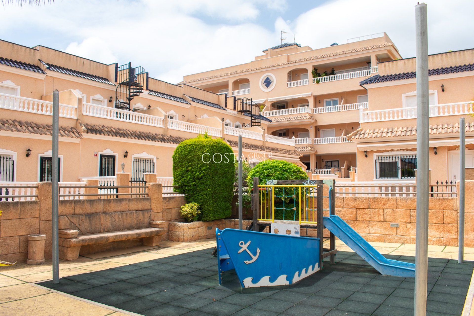 Herverkoop - Huis -
Orihuela Costa - Los Dolses