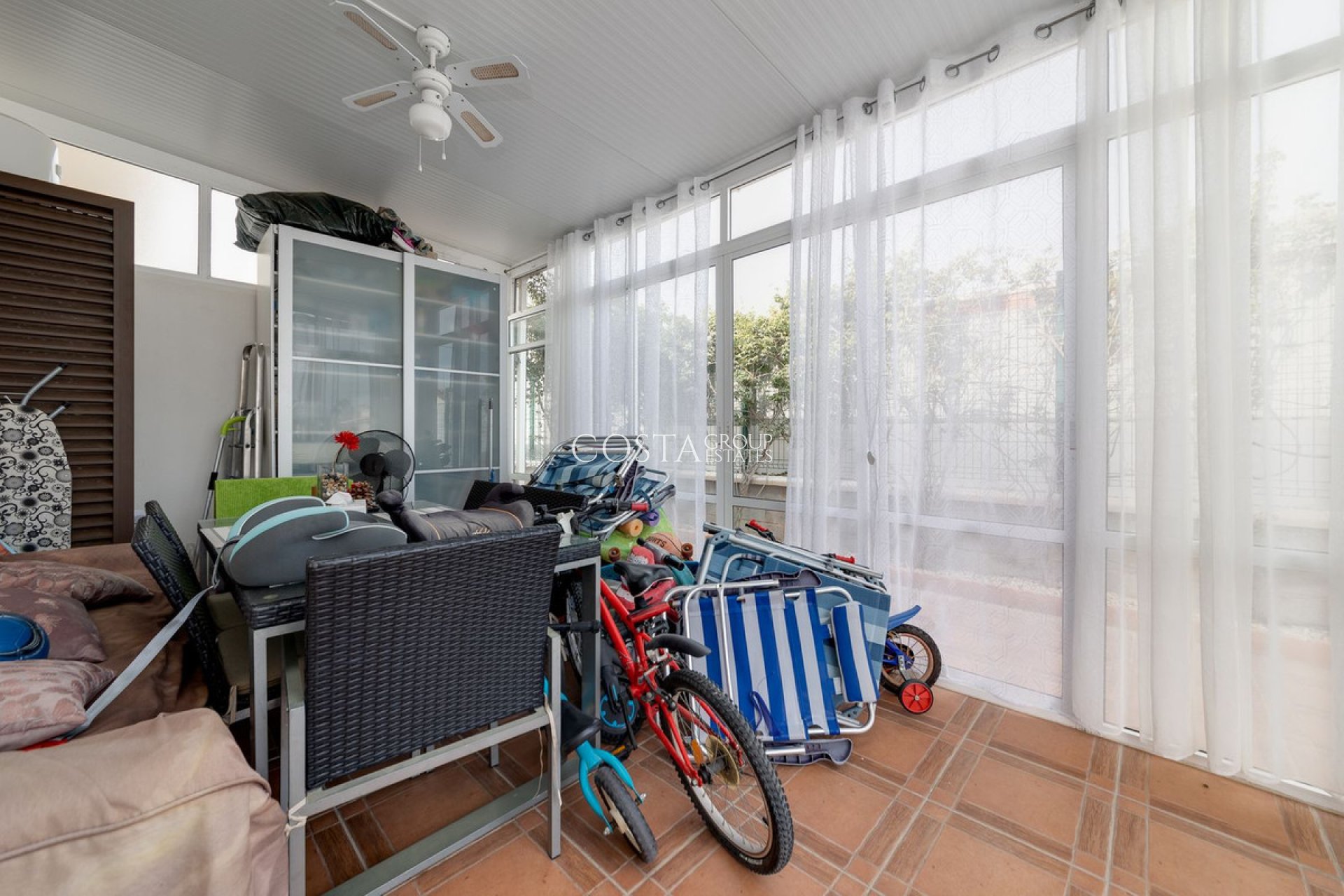 Herverkoop - Huis -
Orihuela Costa - Mil Palmeras